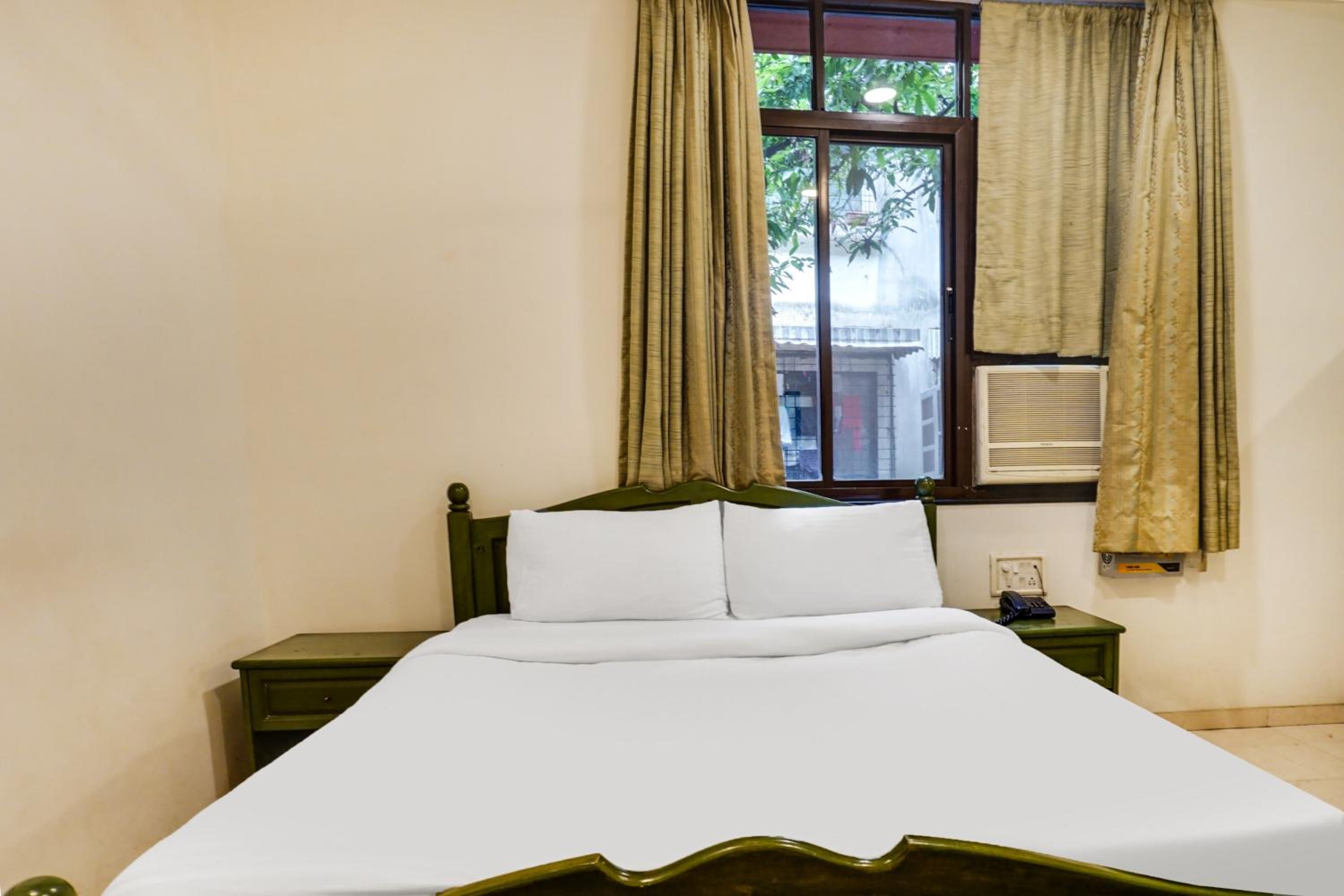 Deluxe Triple Room photo 3