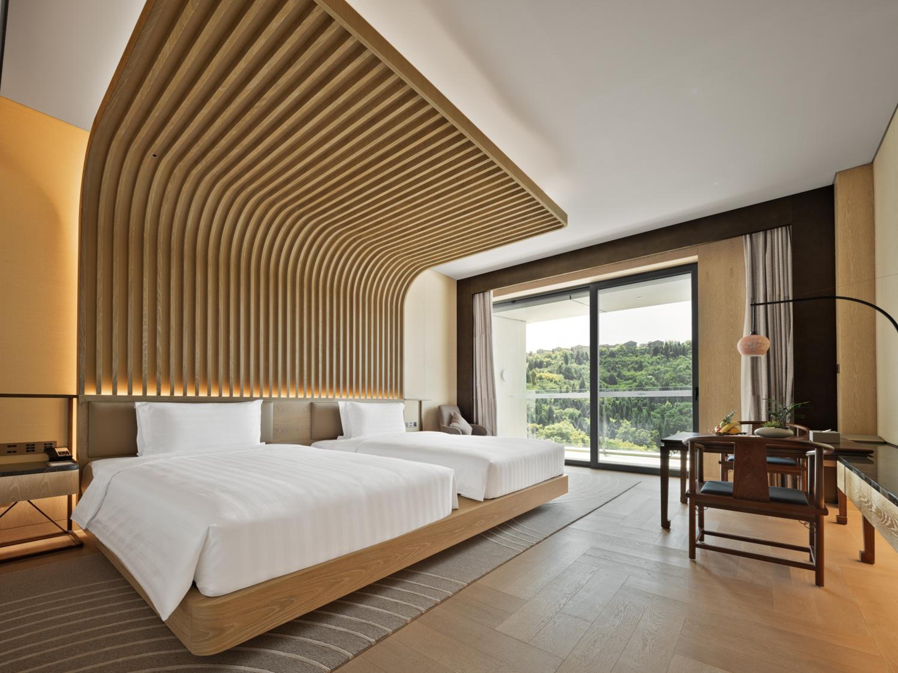 Double Room with Lake View