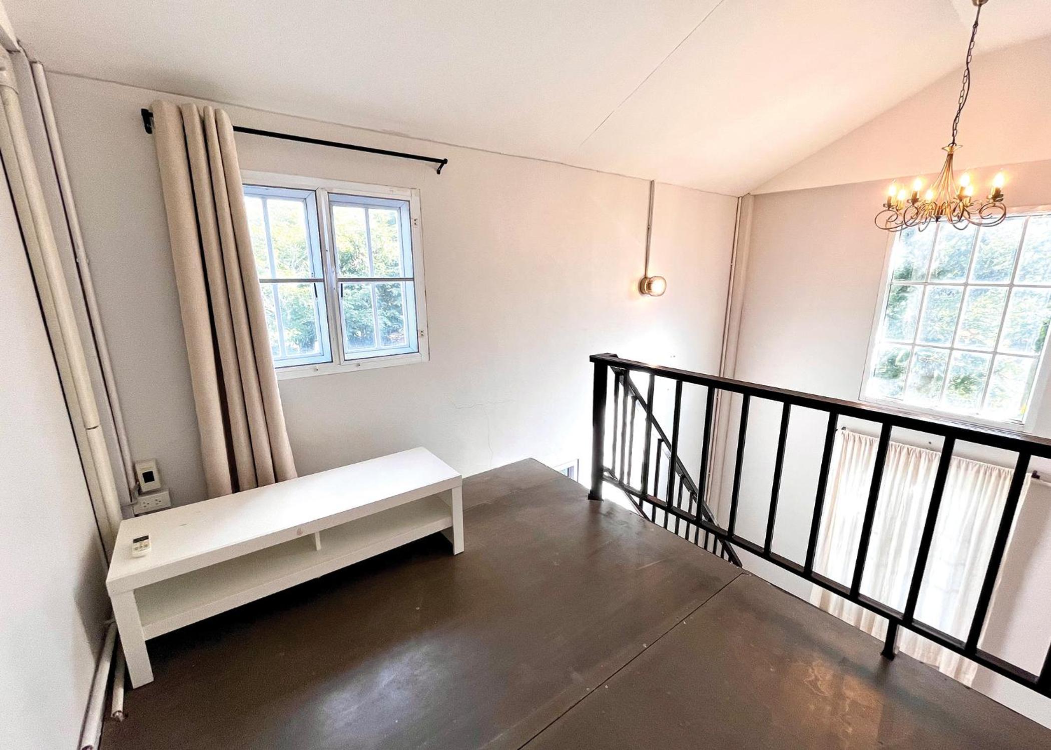 Two-Bedroom House - Photo 18
