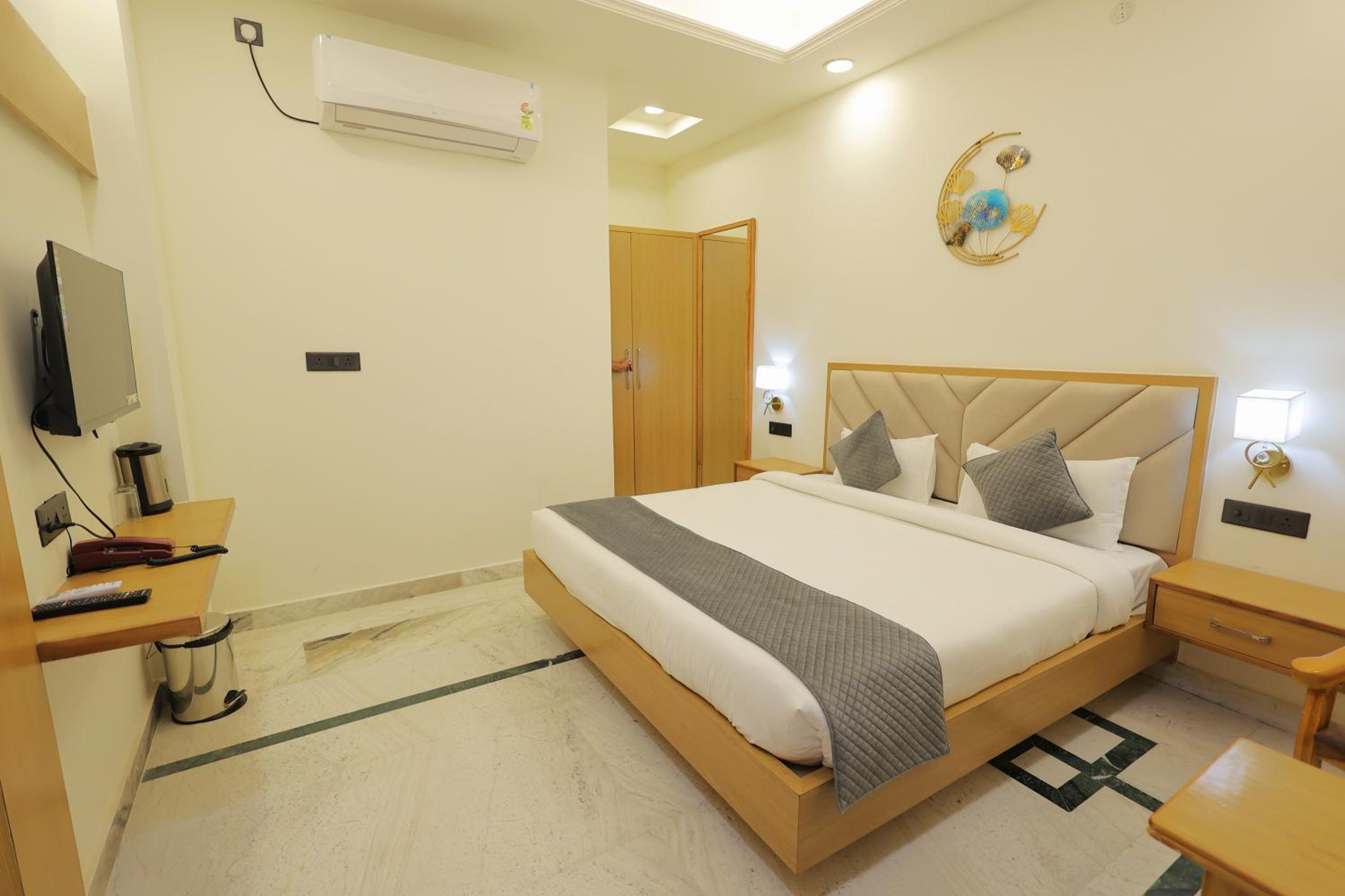 Superior Double Room photo 3
