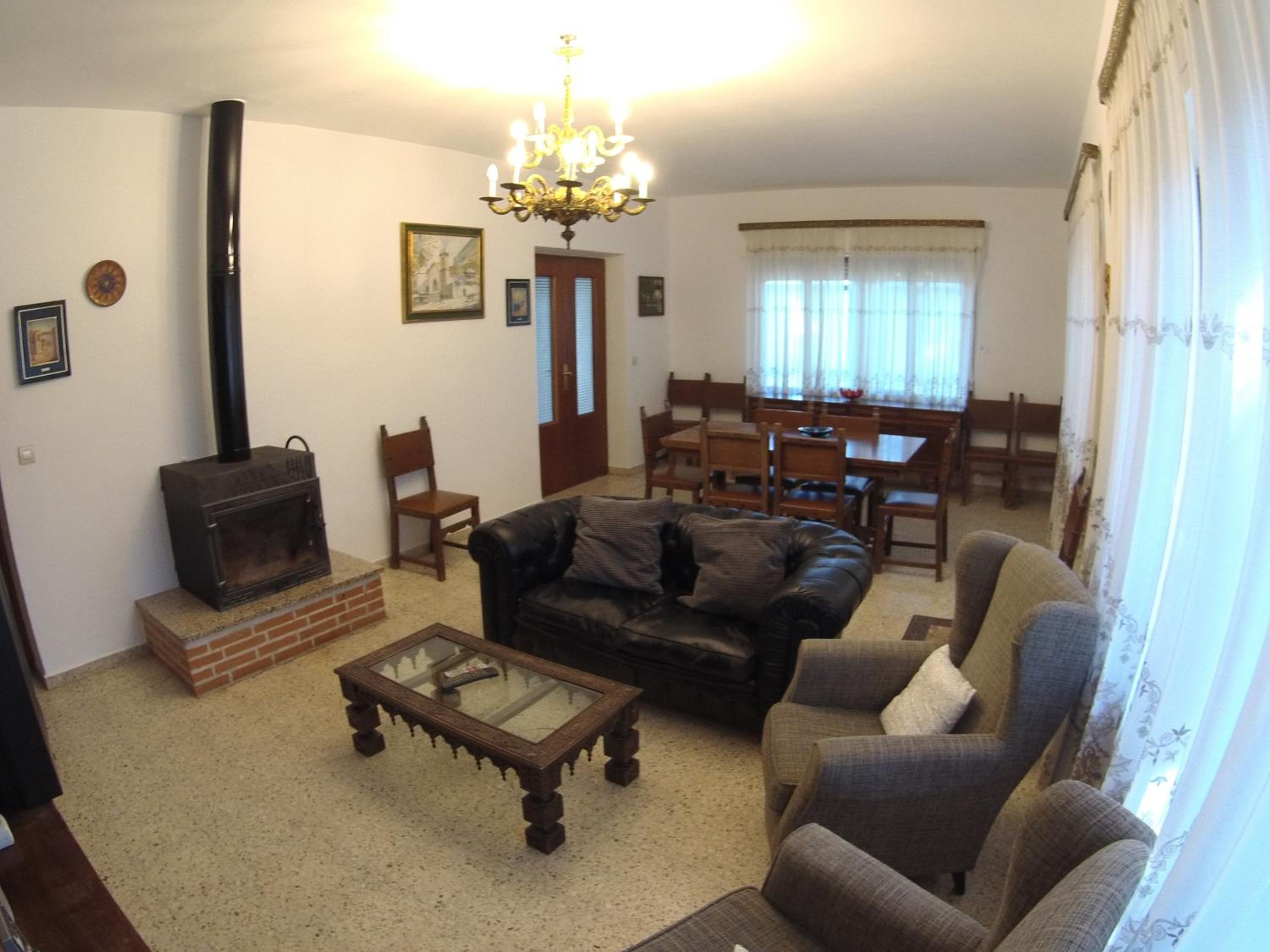 Casa de Seis Habitaciones