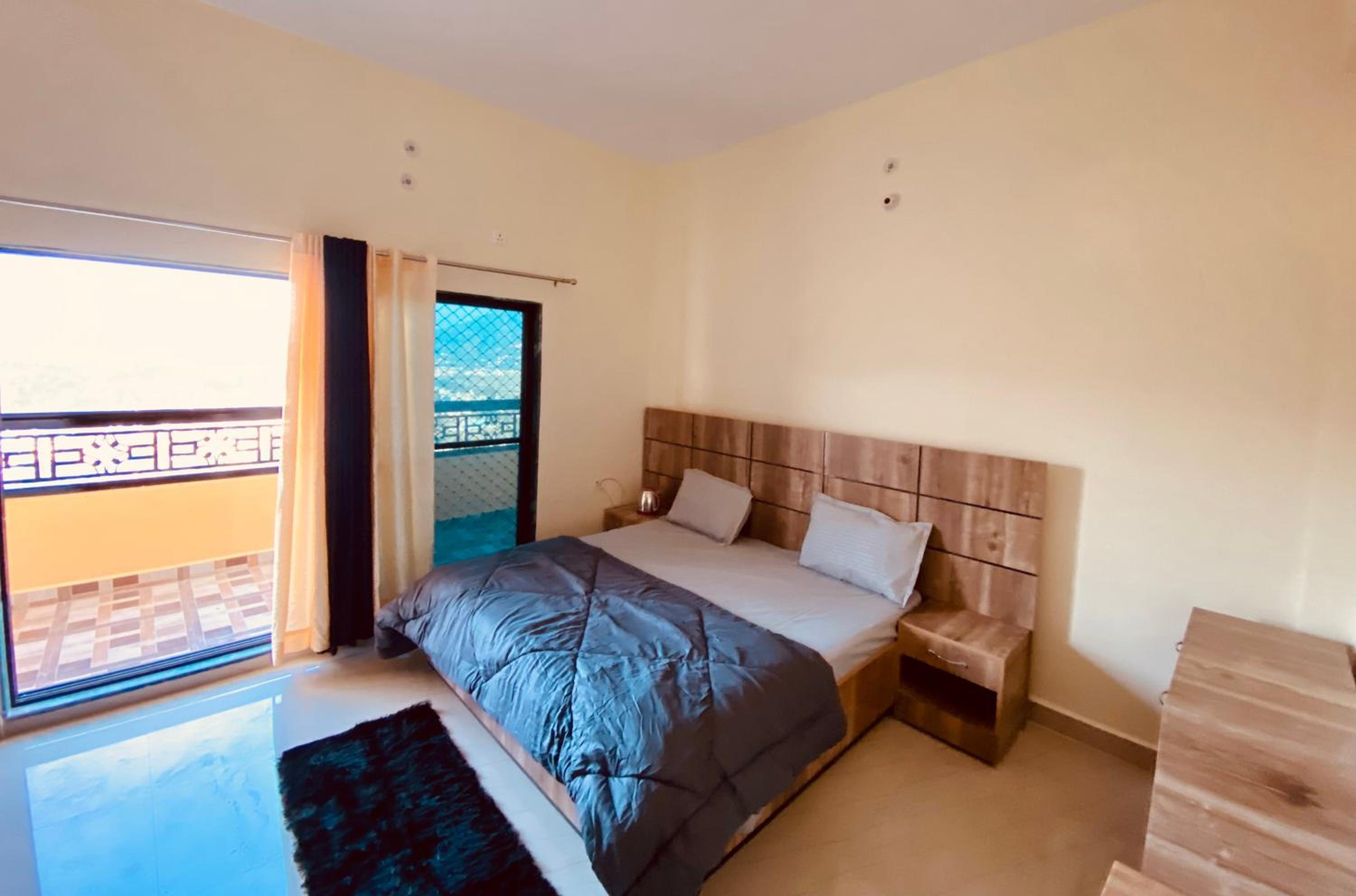 Deluxe Double Room With Balcony photo 2