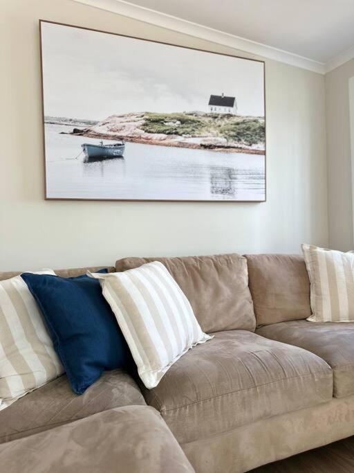 Four-Bedroom Deluxe Home - Oceanfront photo 3