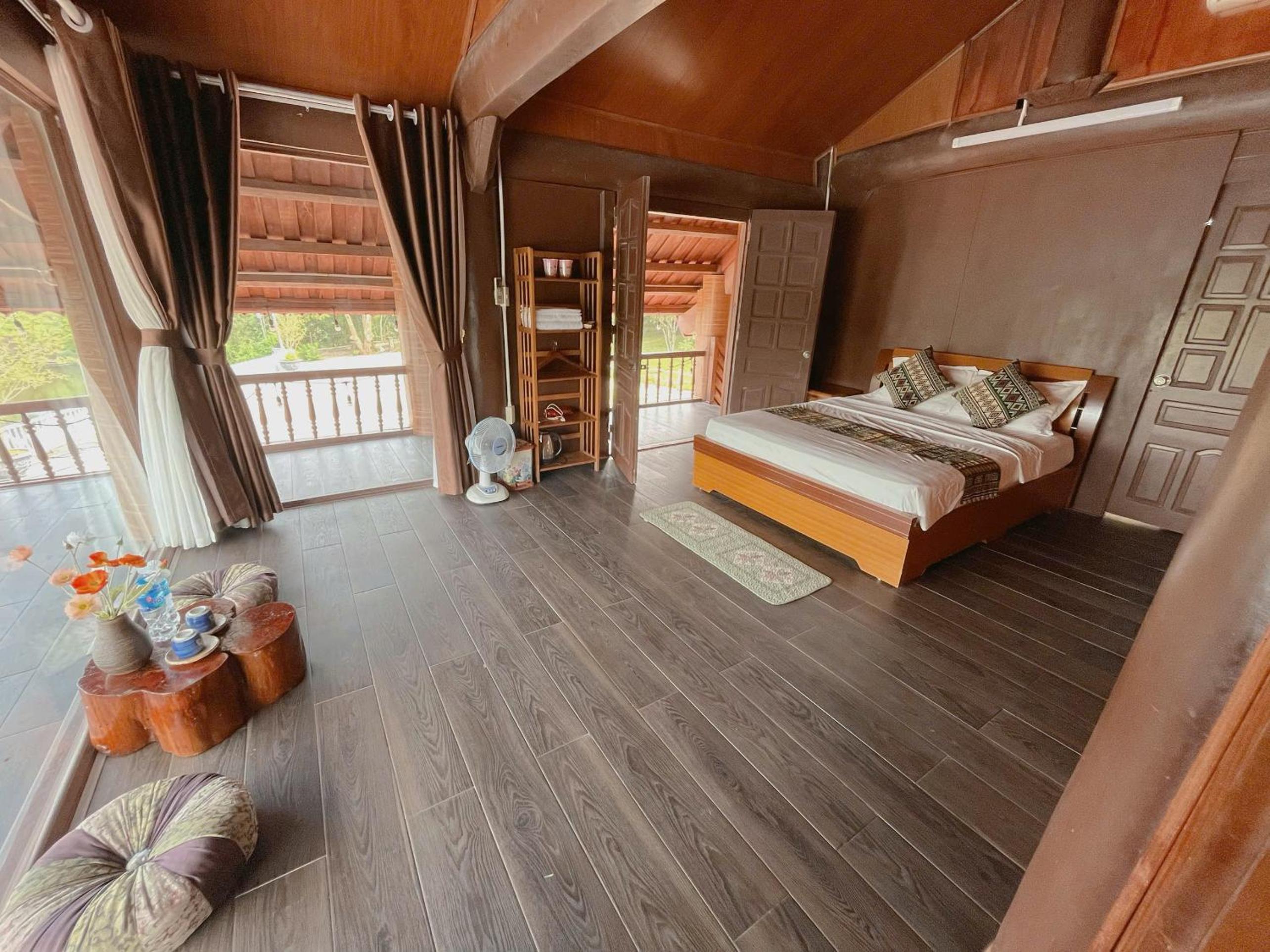 King Room With Lake View photo 1