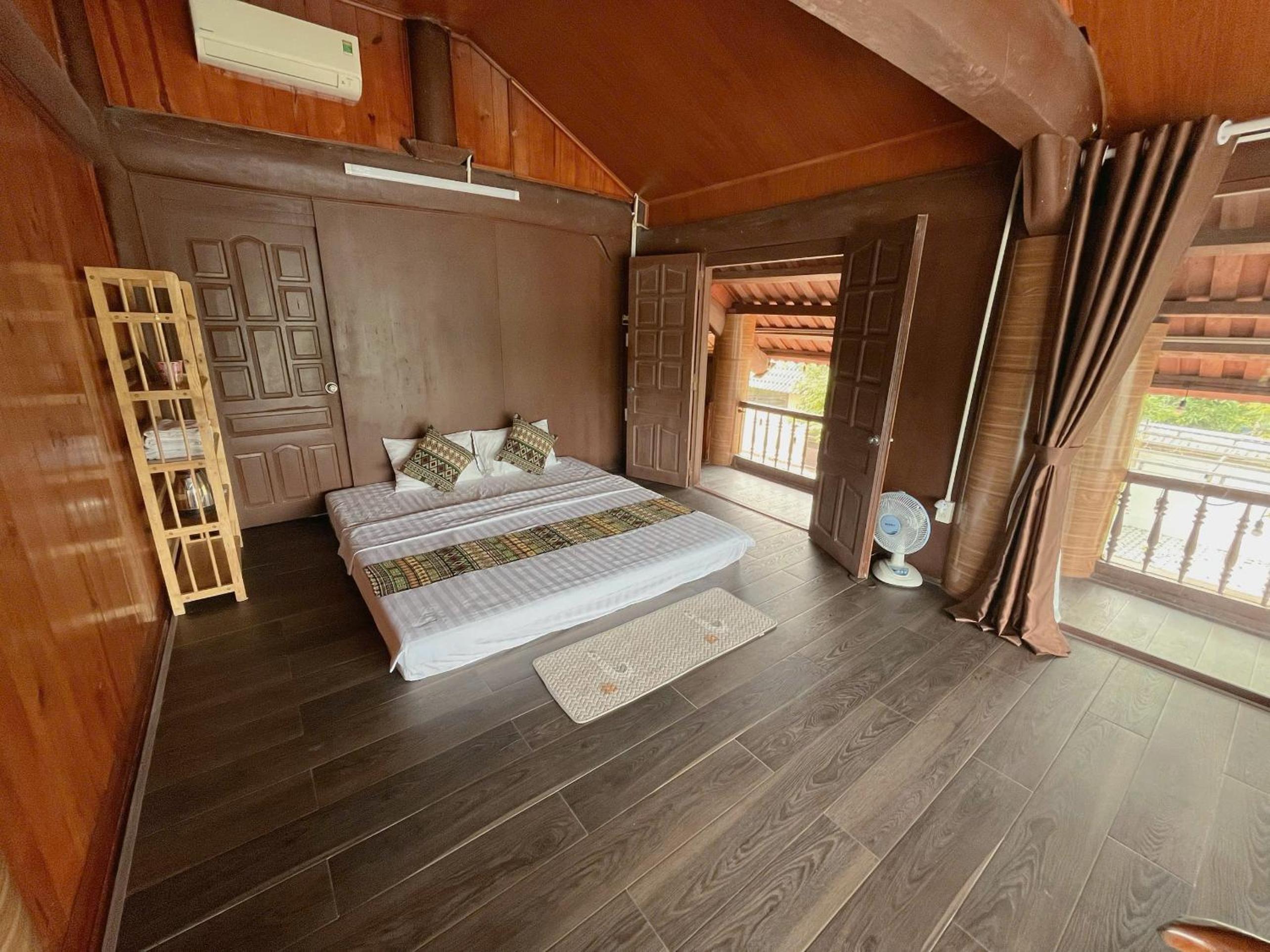 King Room With Lake View photo 2