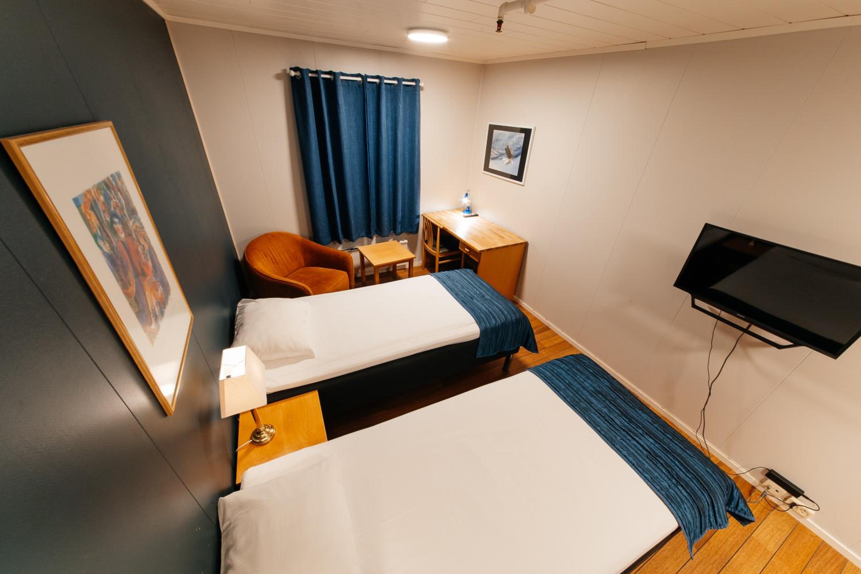 Standard Twin Room photo 3