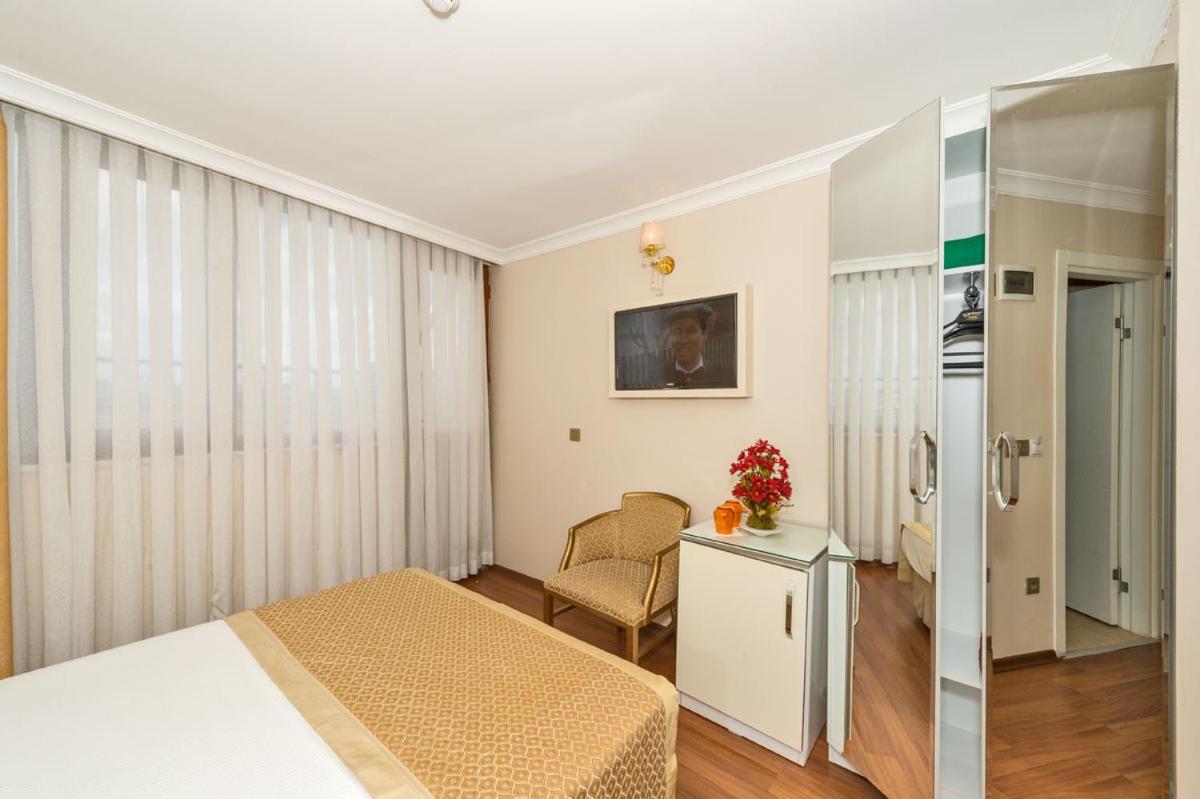 Standard Double Room photo 3