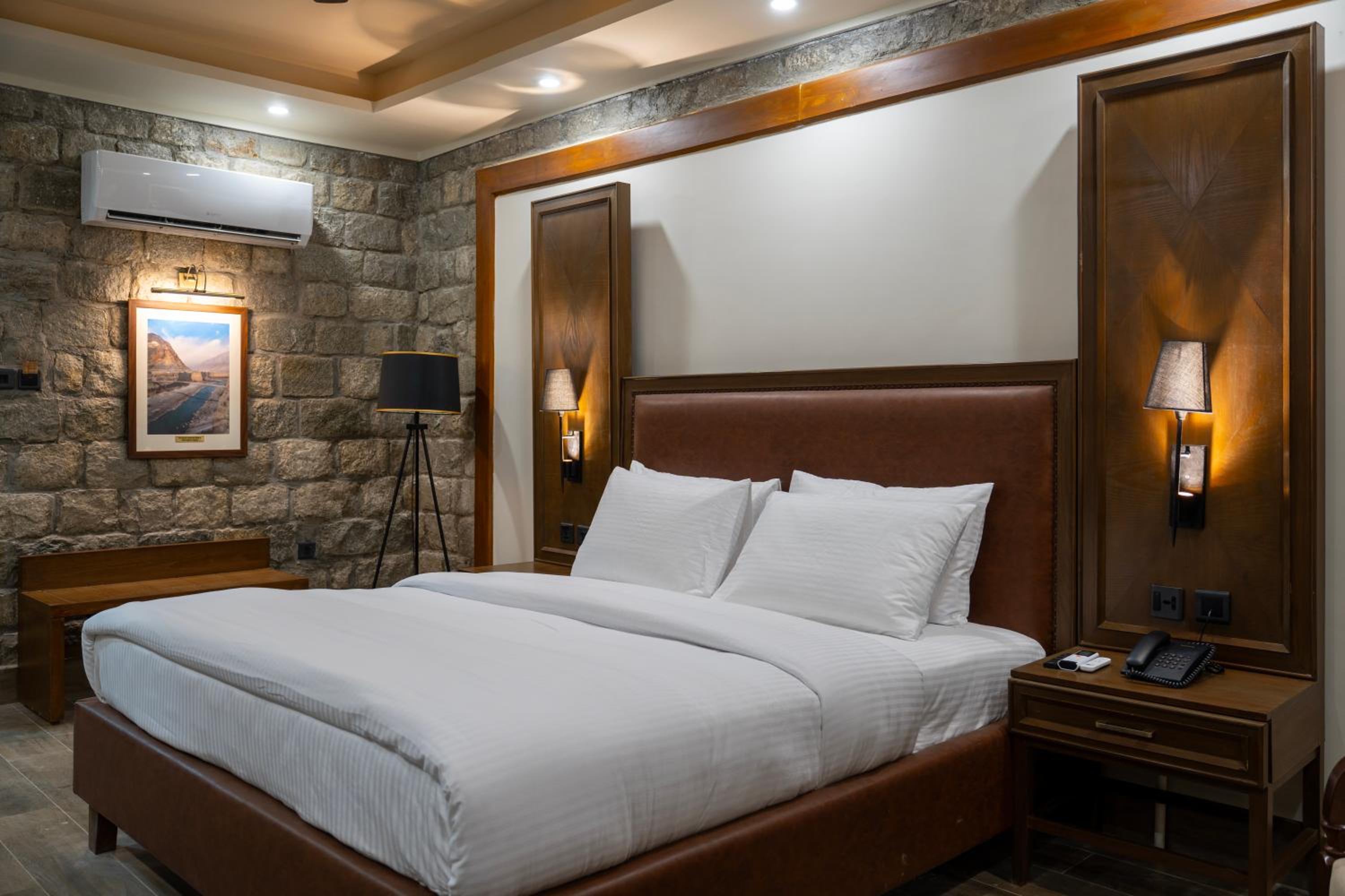Deluxe Double Room photo 2