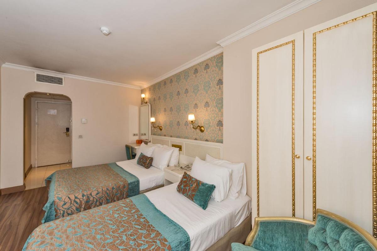 Standard Double or Twin Room photo 1