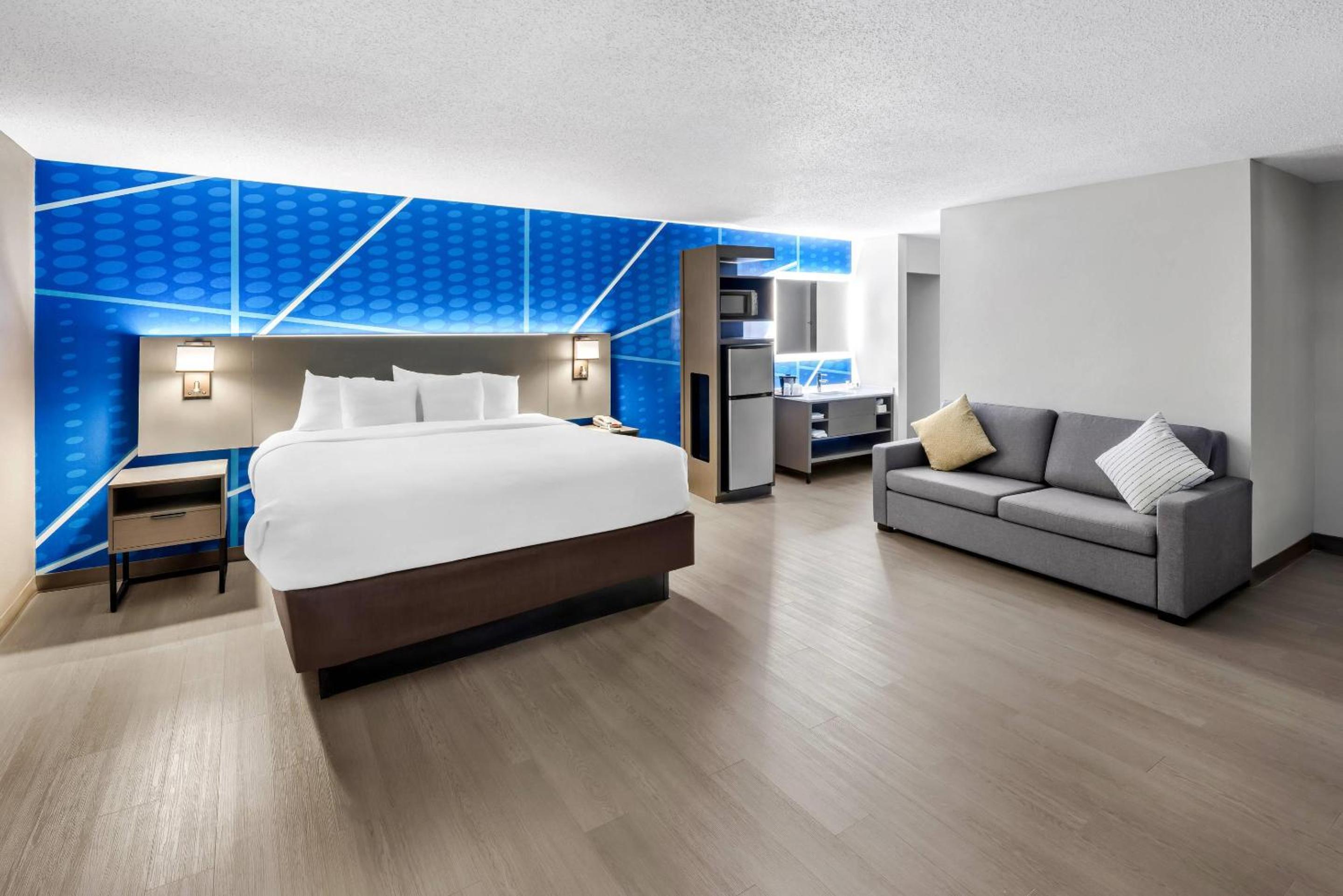 King Room with Whirlpool - Non-smoking