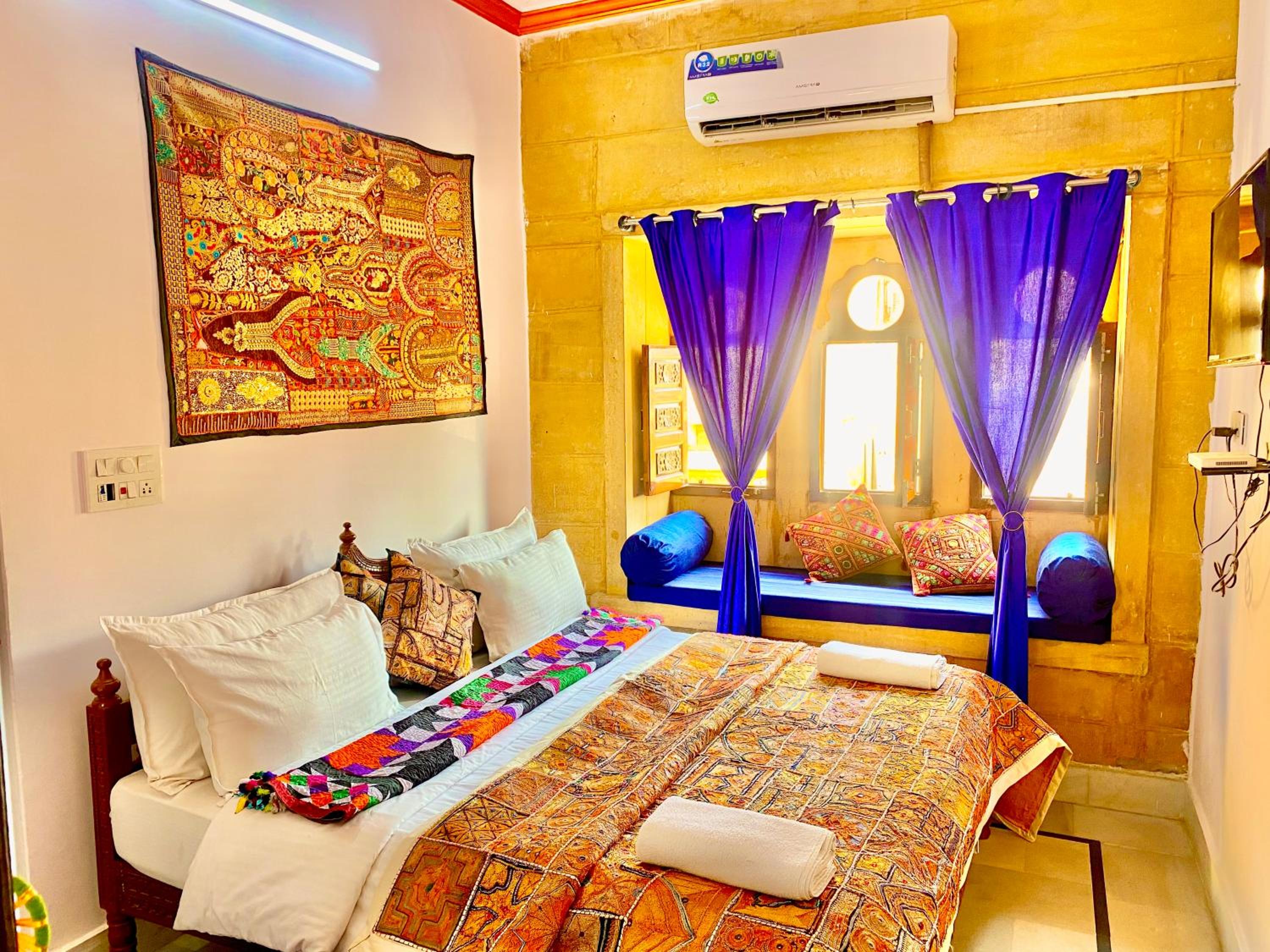 Deluxe Double Room with Balcony