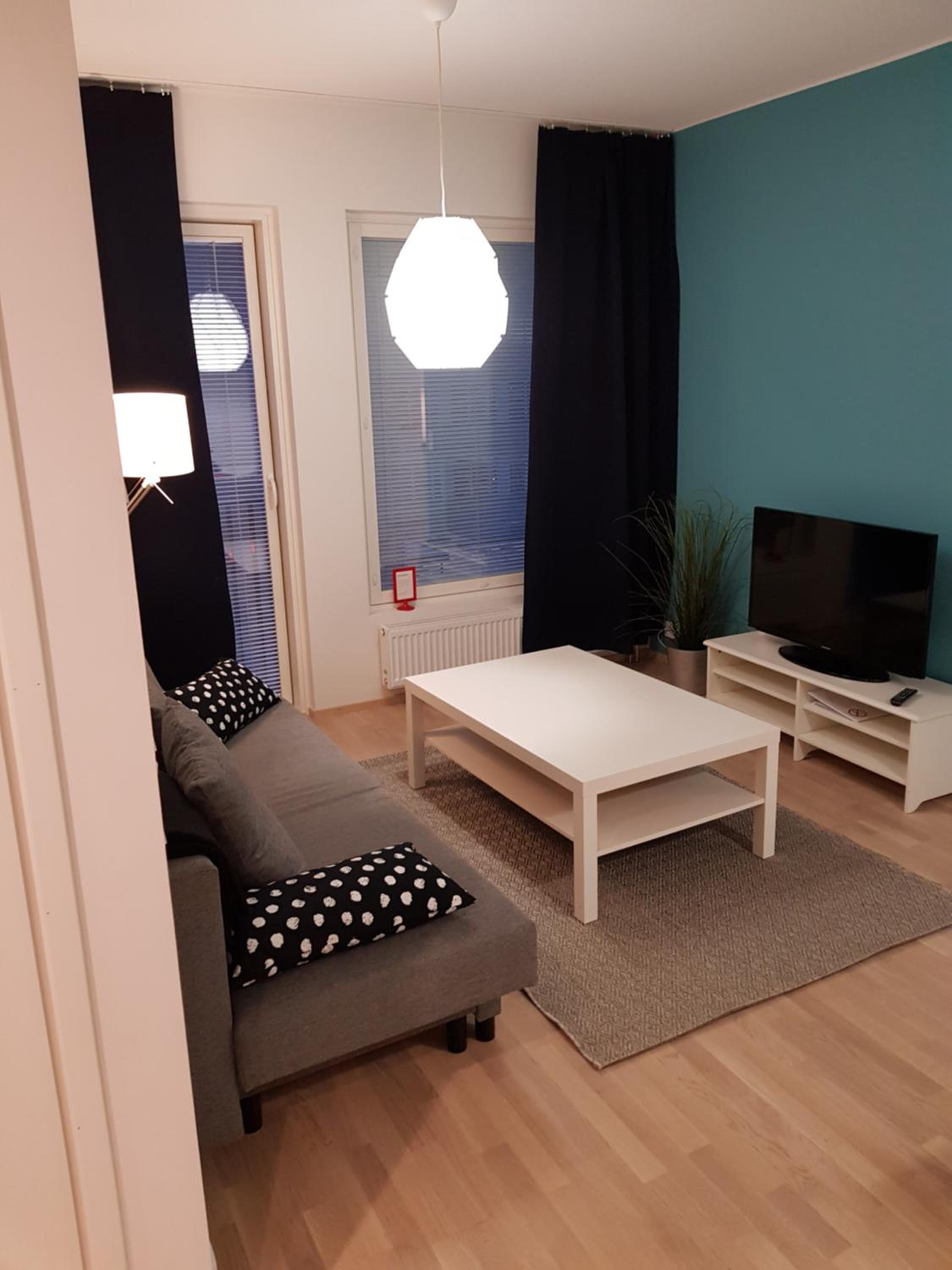 One-Bedroom Apartment photo 1