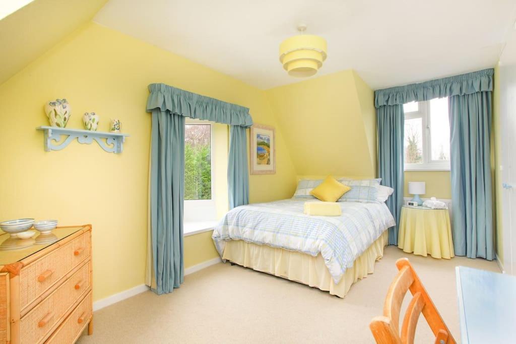 Four-Bedroom House photo 1