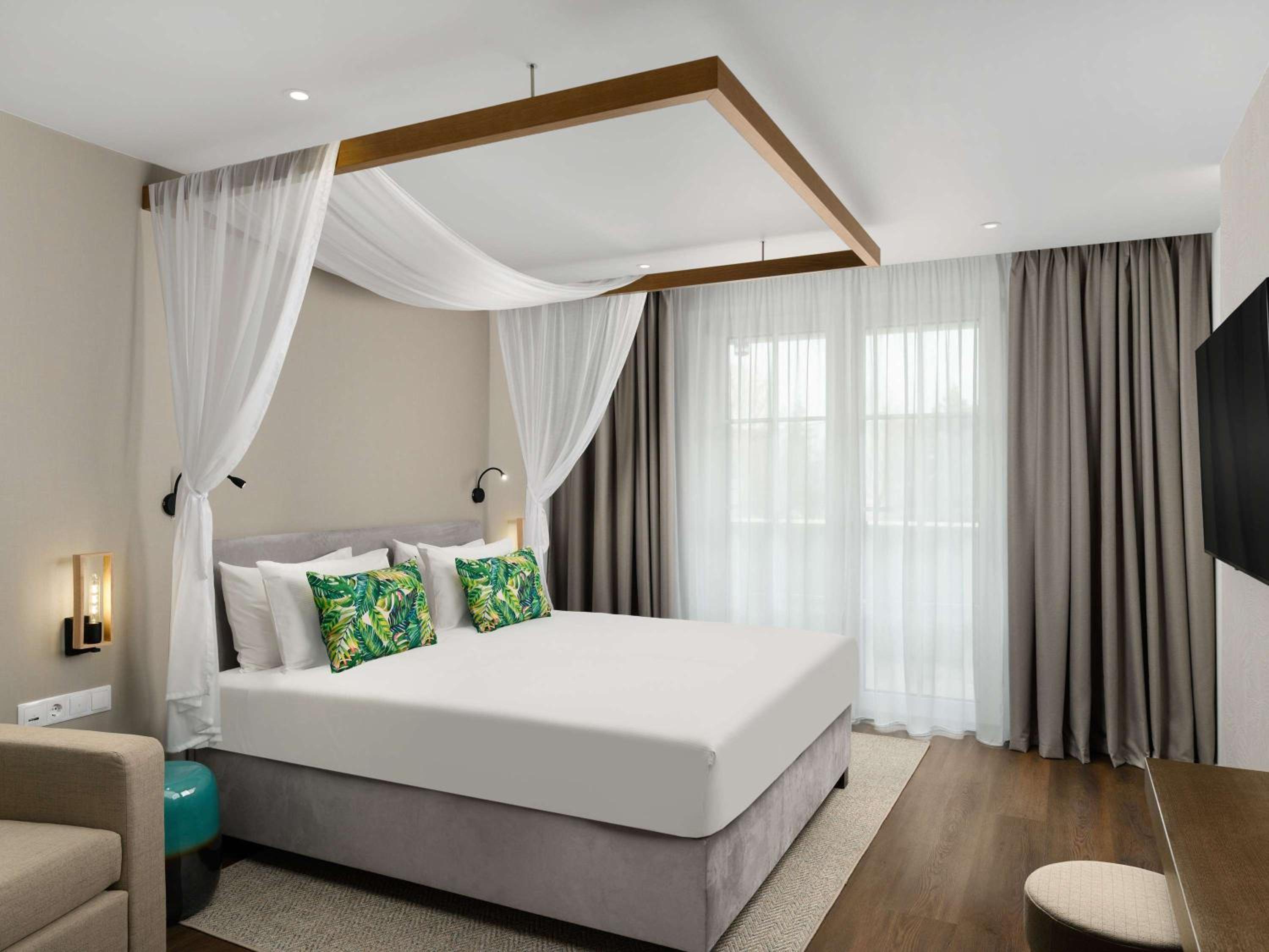 Standard King Room - Photo 1