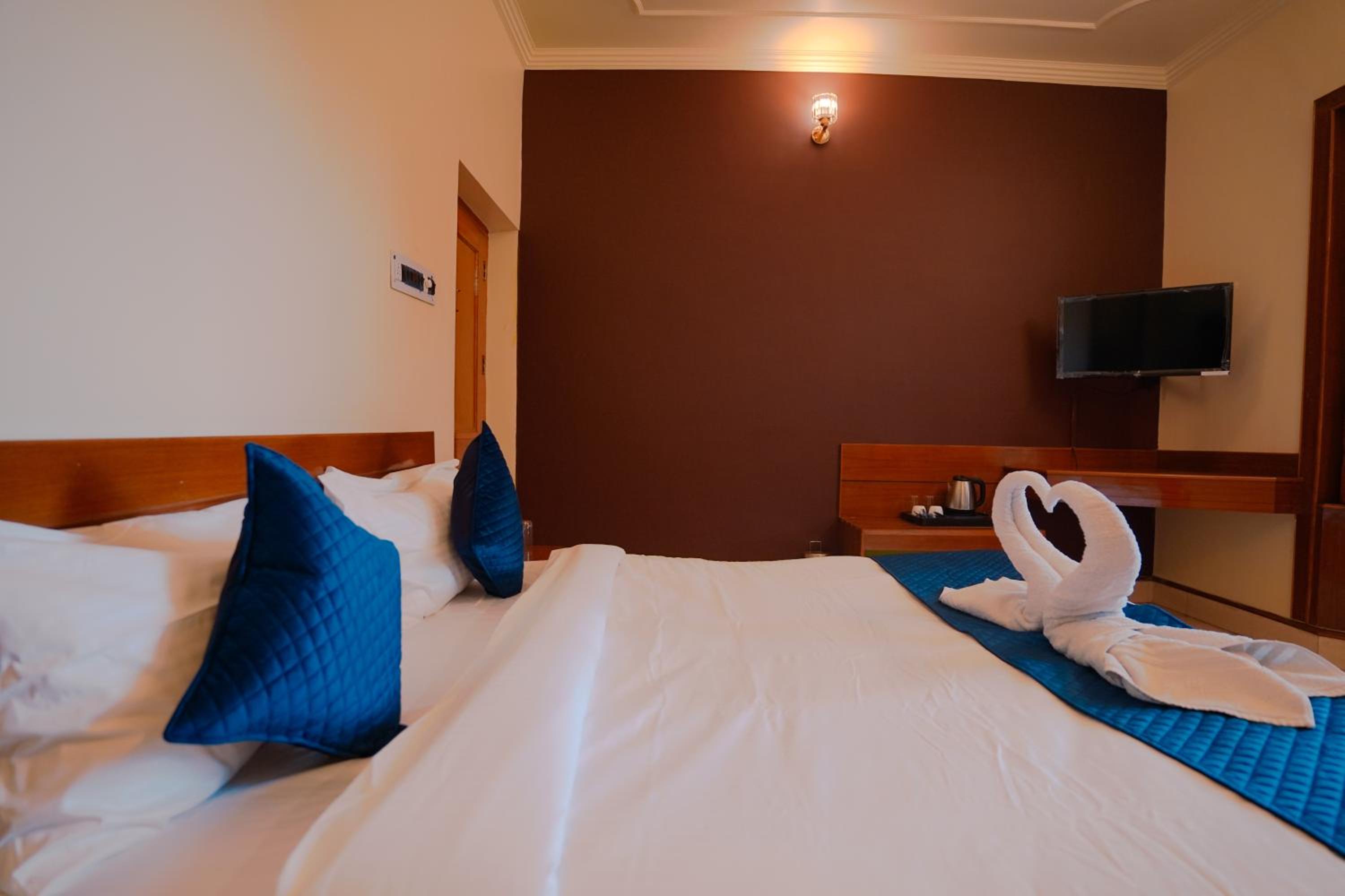 Budget Double Room - Photo 4