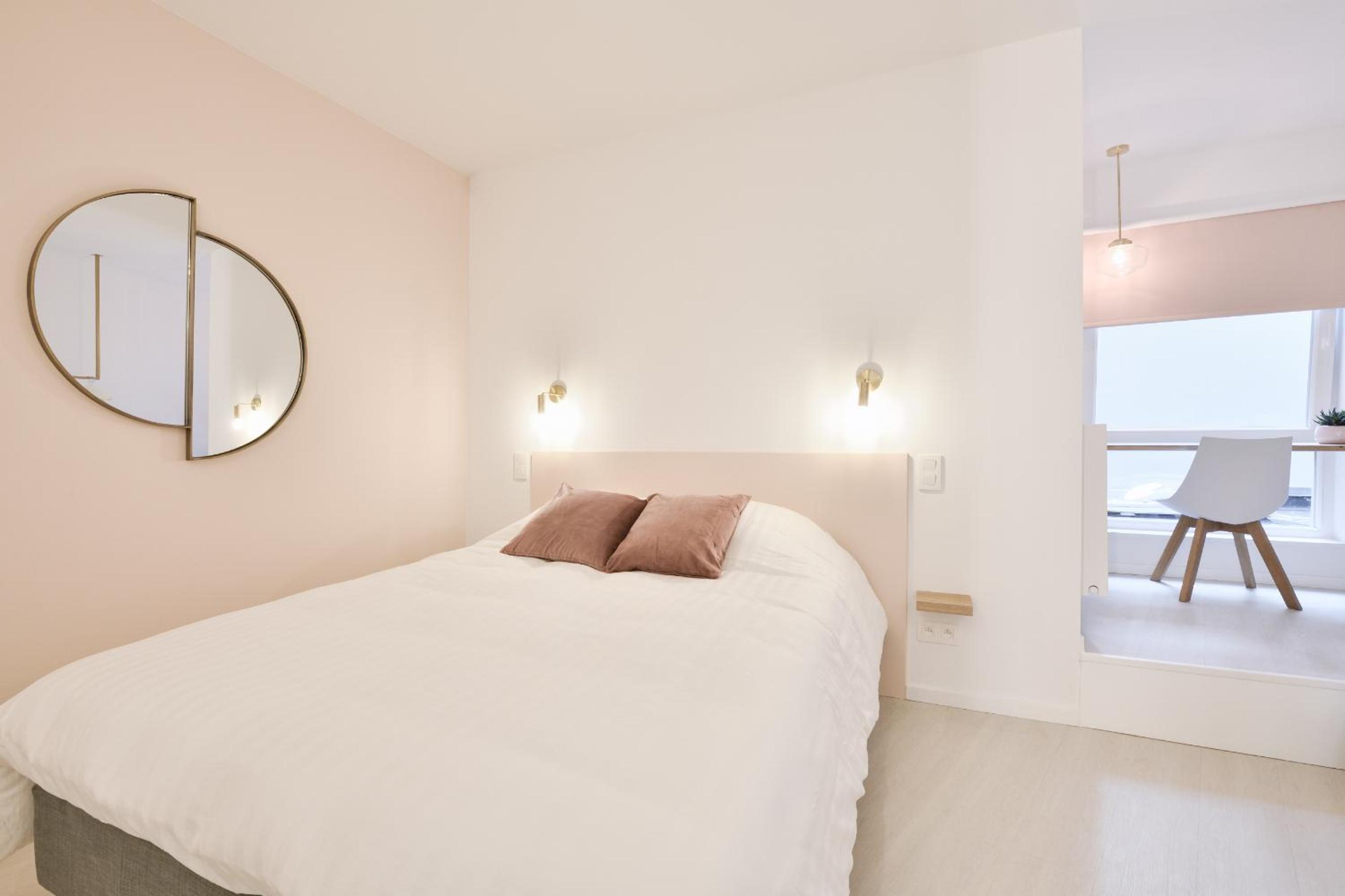 Double Room with Private Bathroom - Photo 5