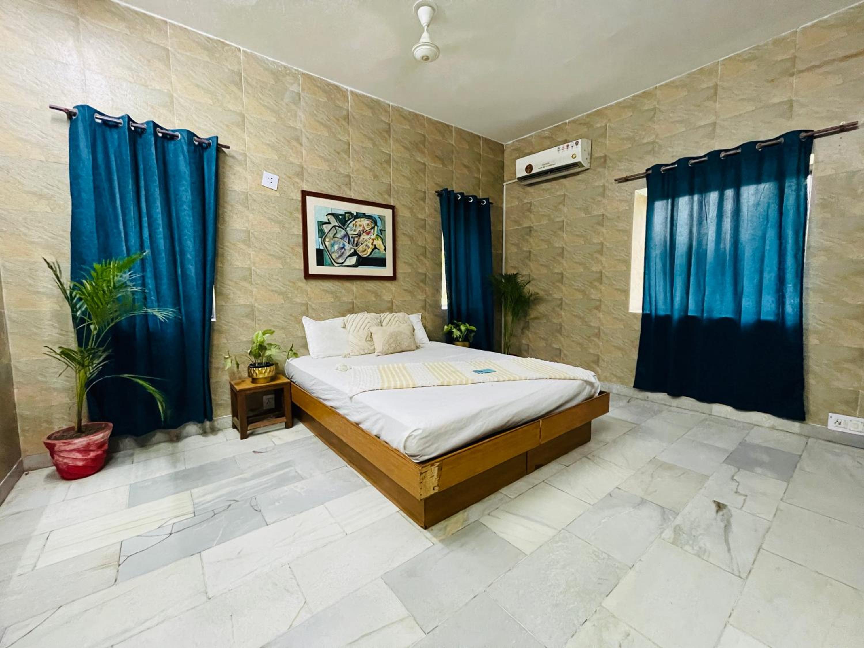 Three-Bedroom Villa photo 1