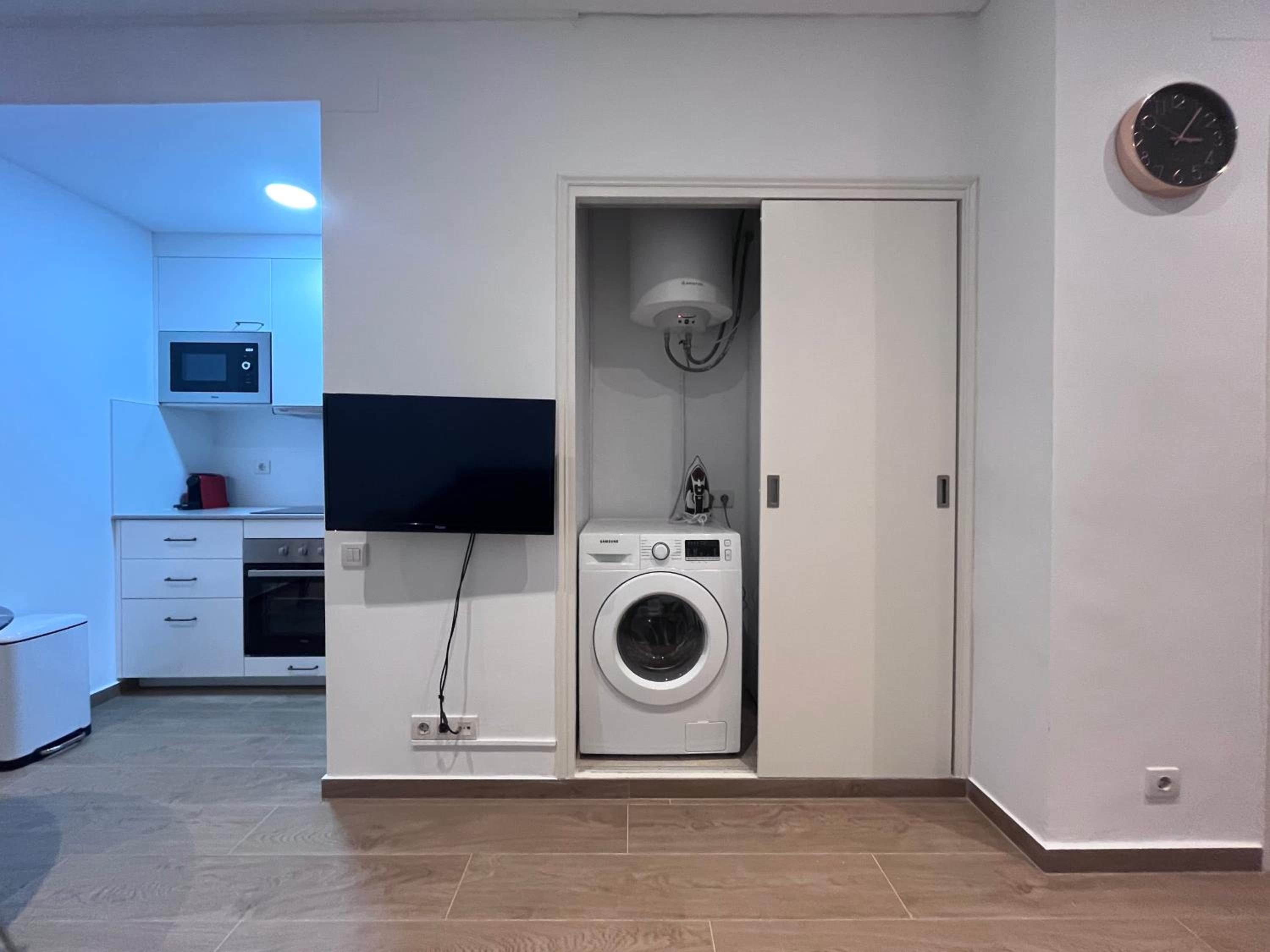 Two-Bedroom Apartment photo 2