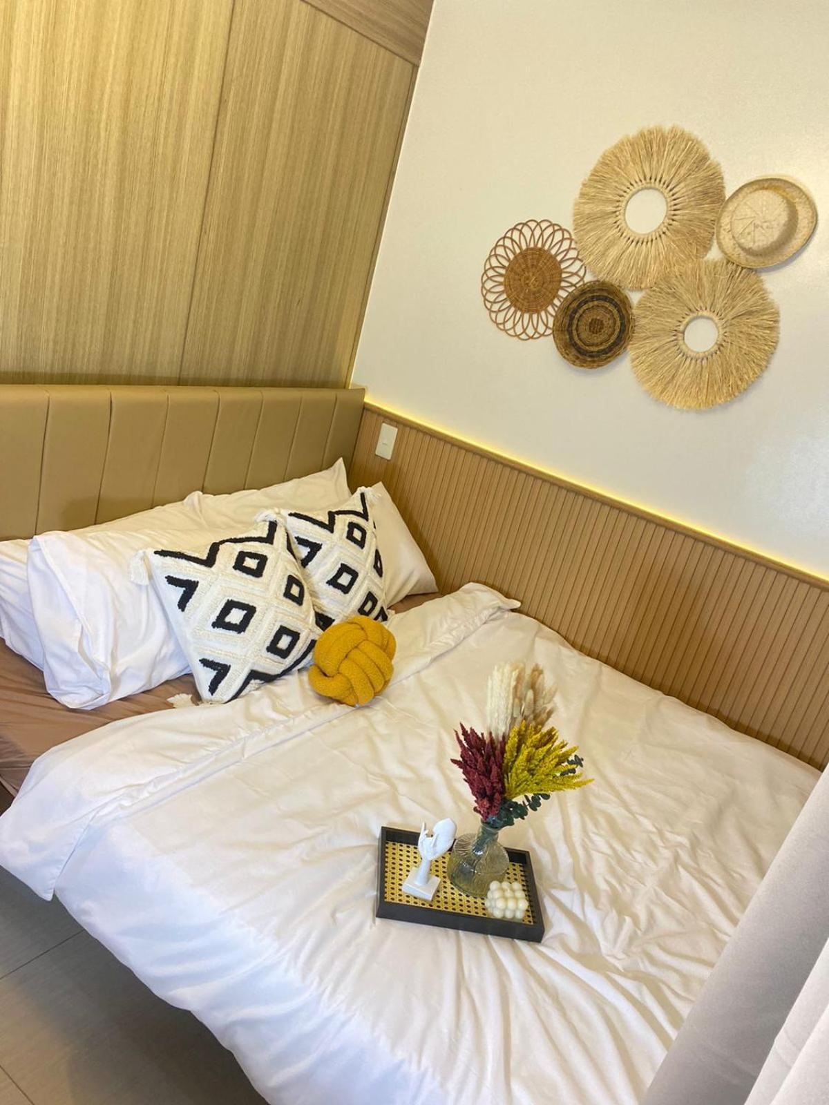 Suite with Pool View