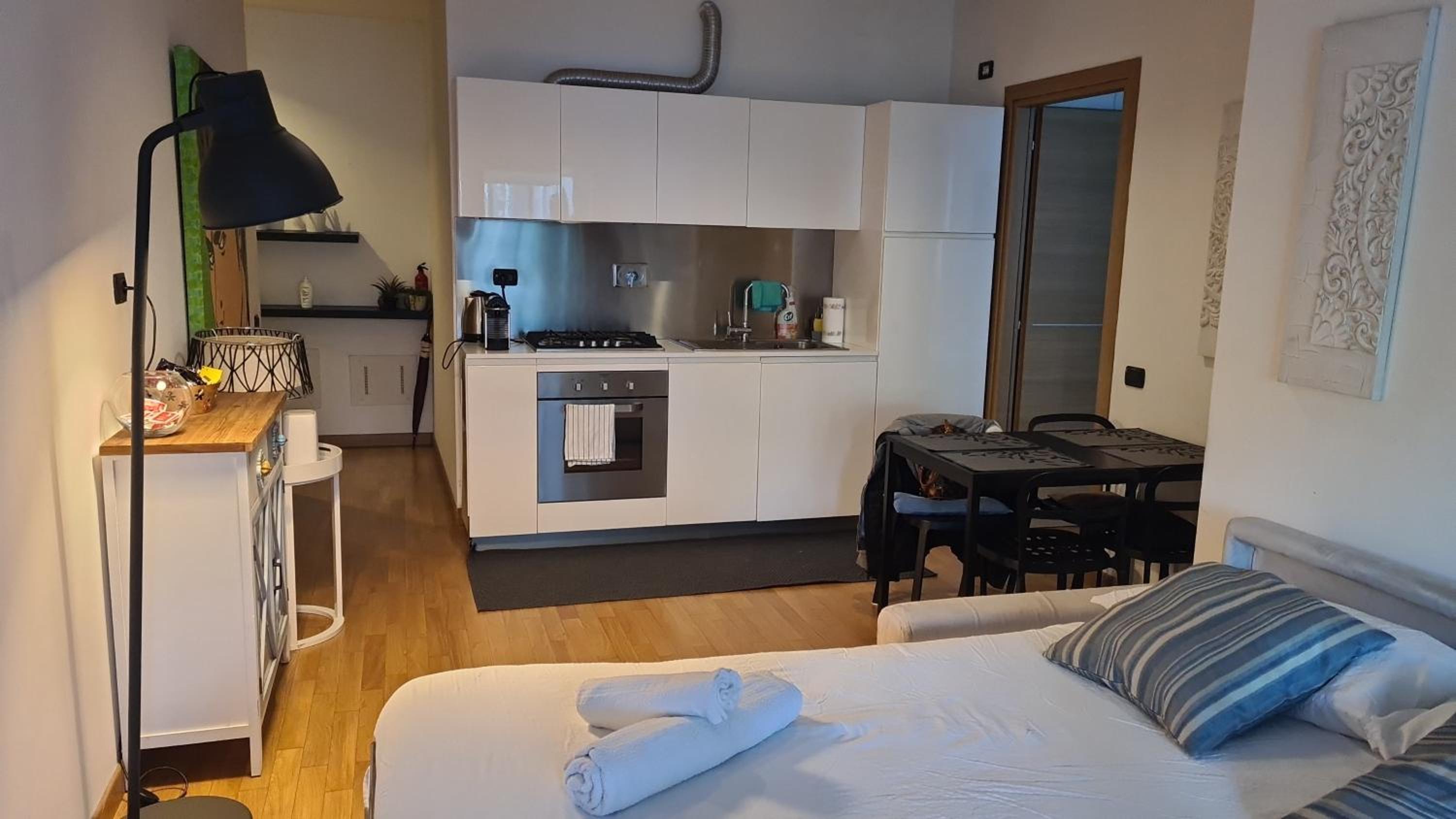 One-Bedroom Apartment With Balcony