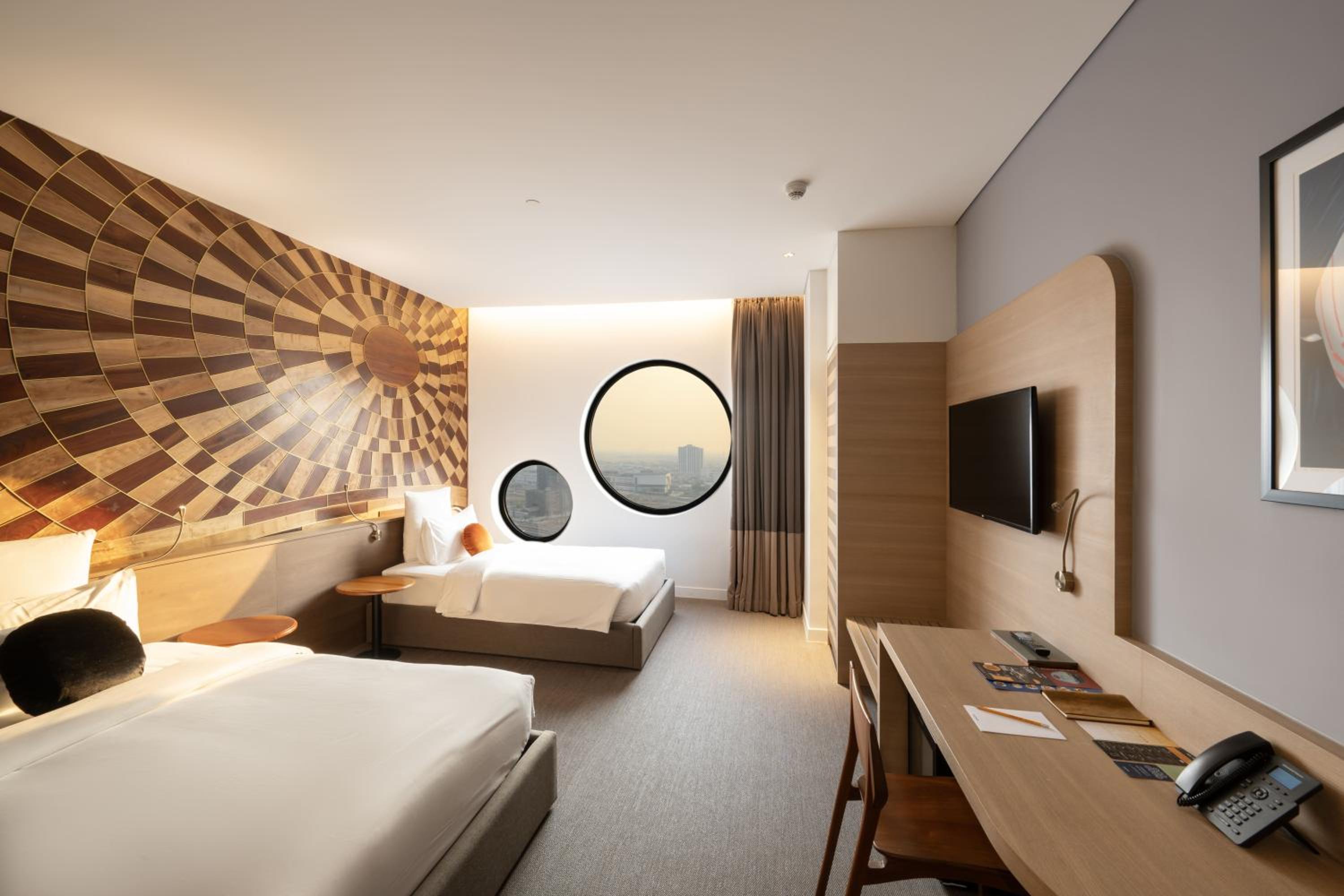 Deluxe Twin Bed photo 1
