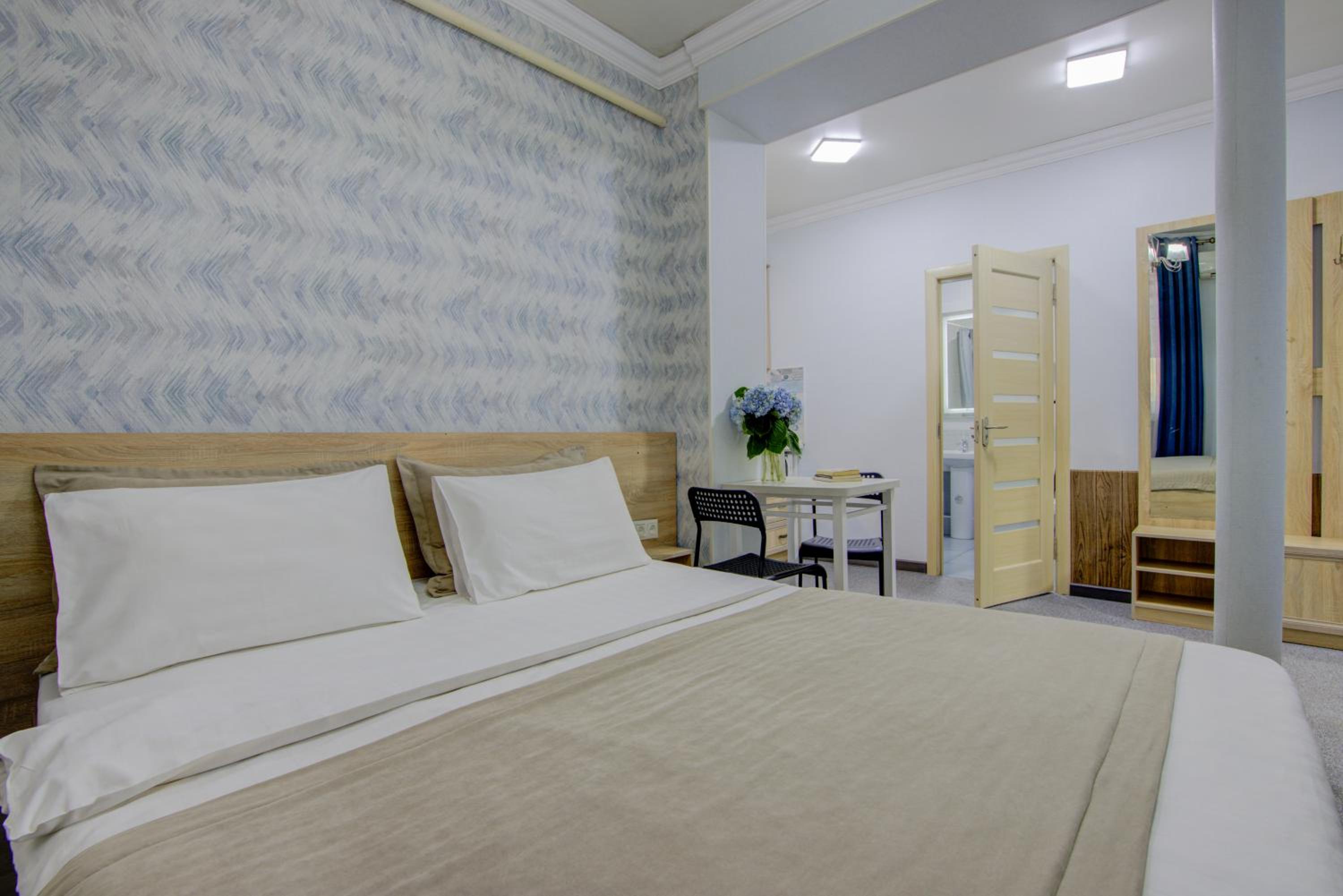 Deluxe Double Room photo 2