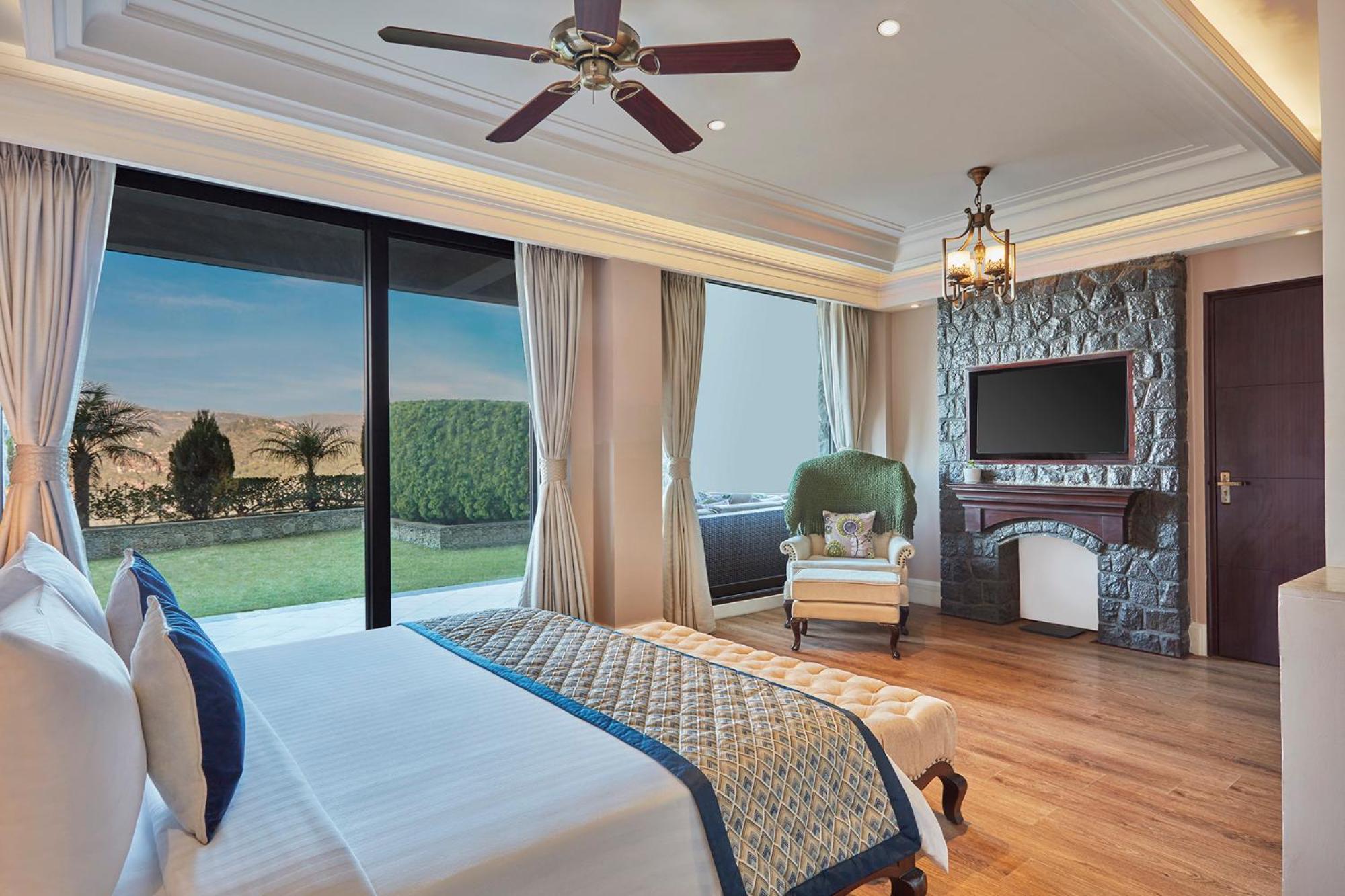 Large Double Room photo