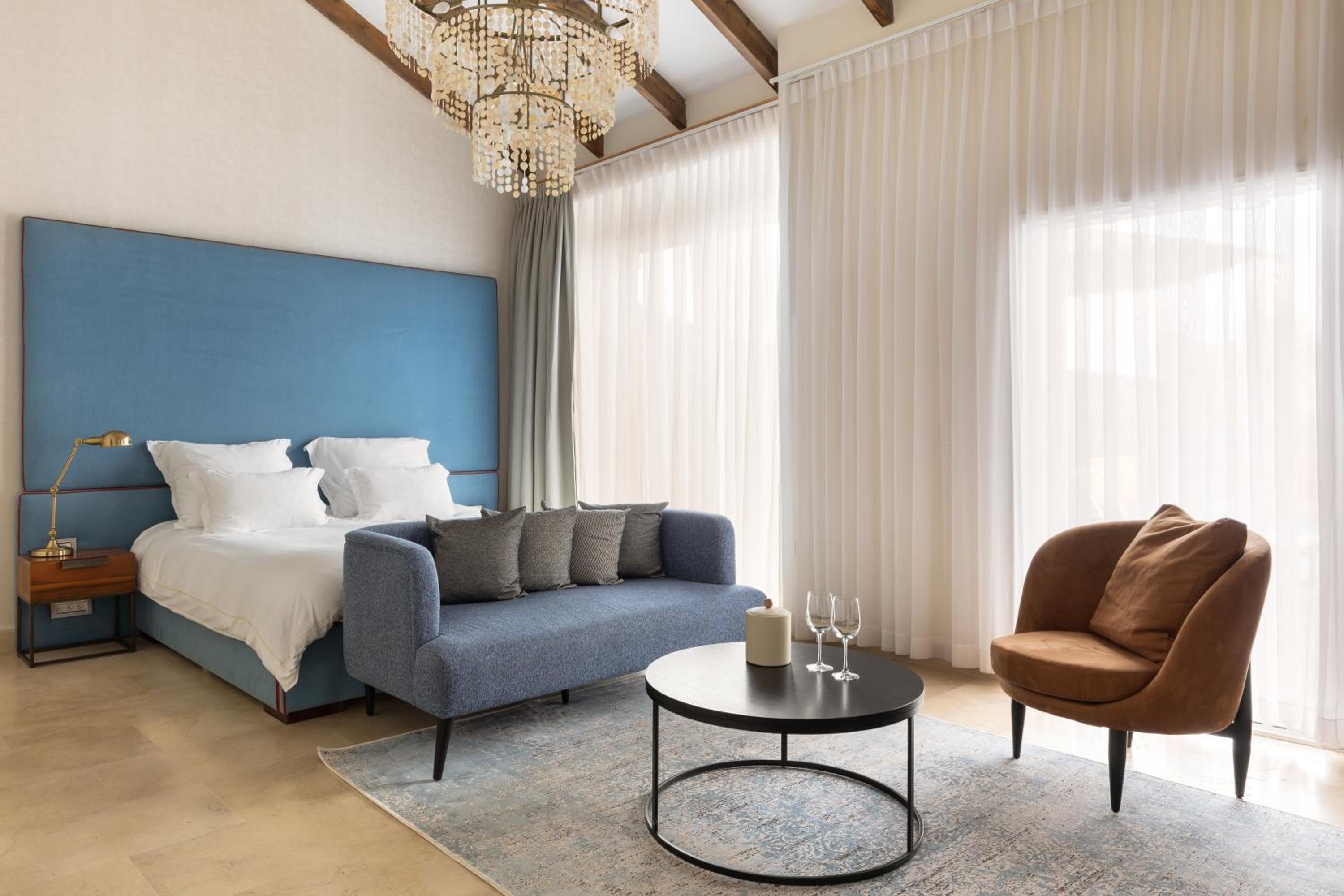 Junior Suite with Private Pool and Large Terrace