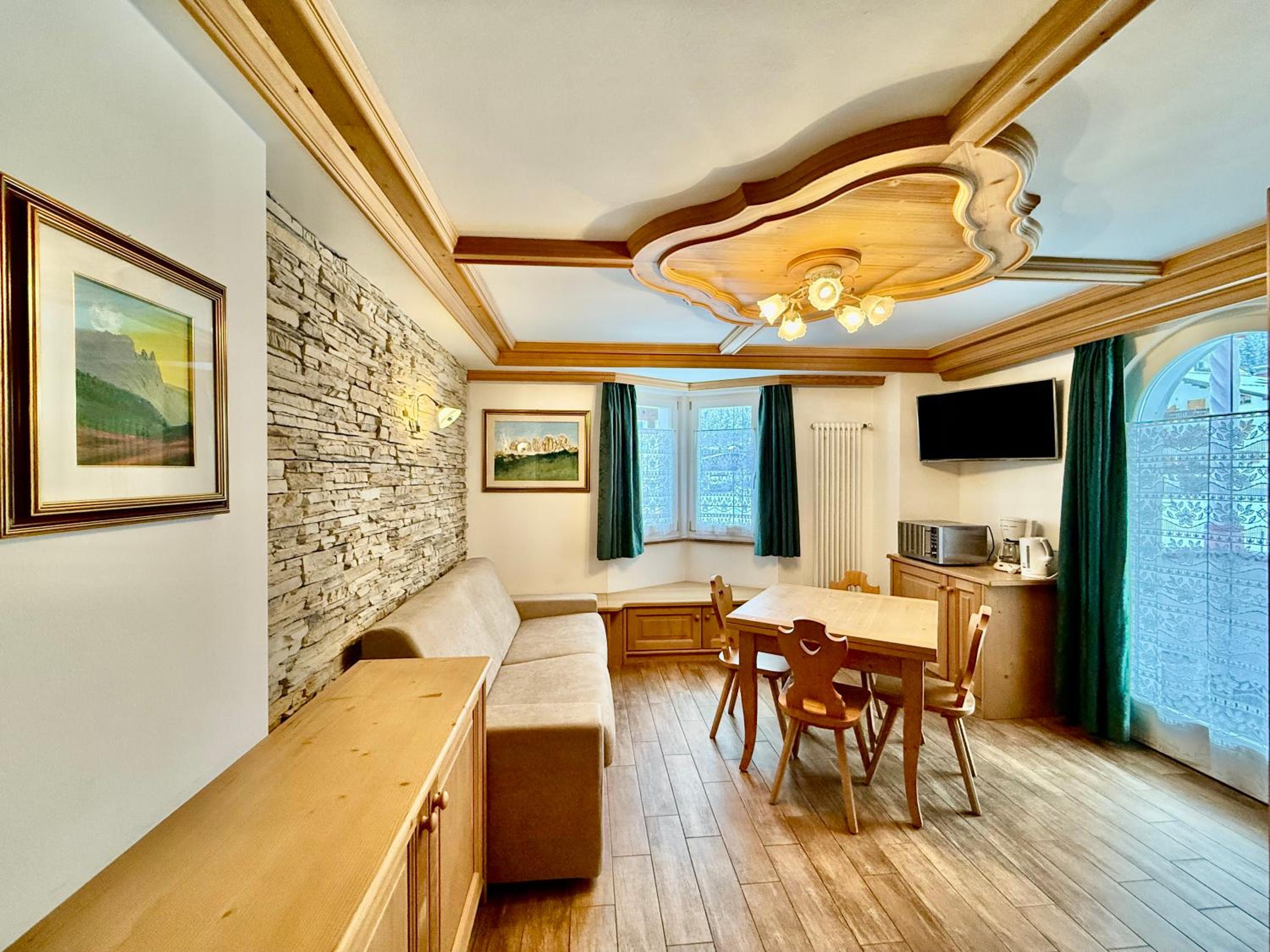 Deluxe Family Suite
