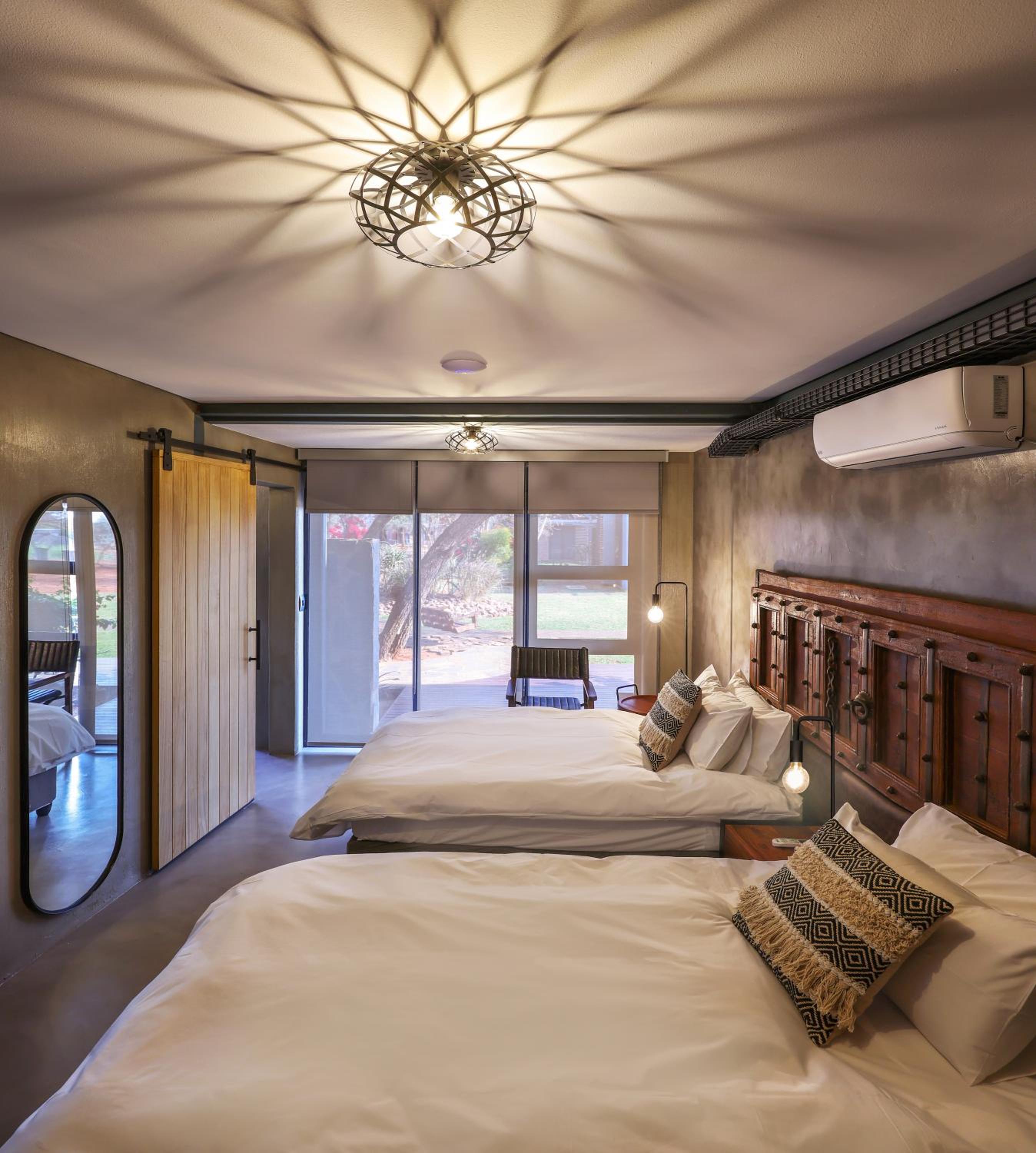 Deluxe Double Or Twin Room With Garden View photo 2