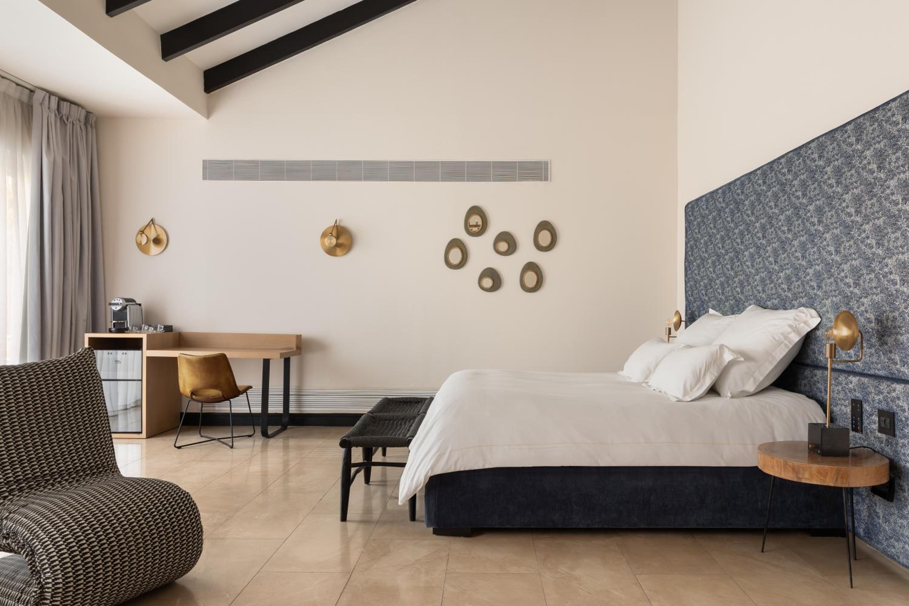 Exclusive Suite with Private Pool and Sauna