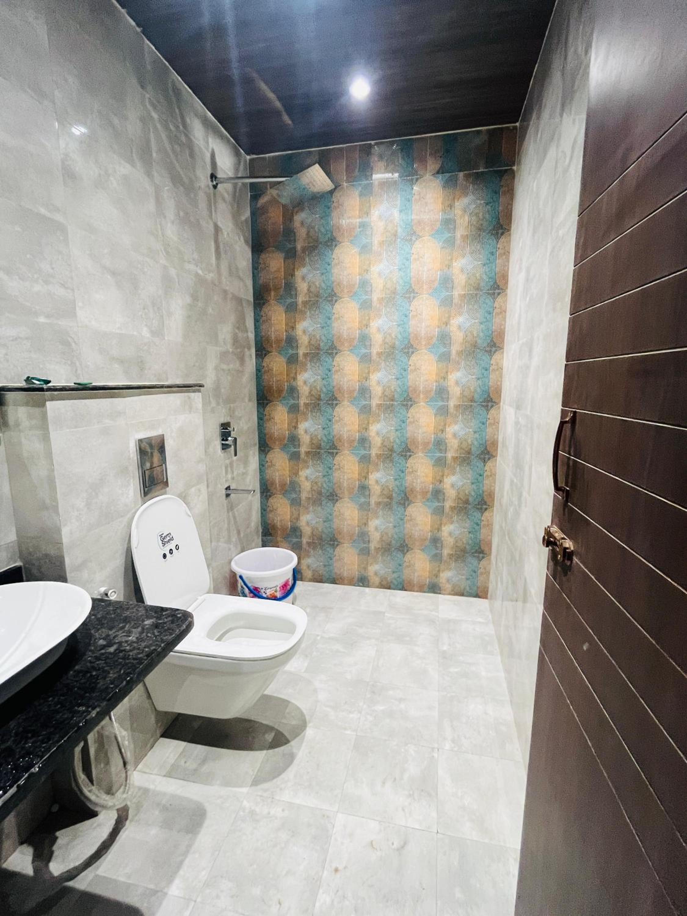 Deluxe Room - Photo 2