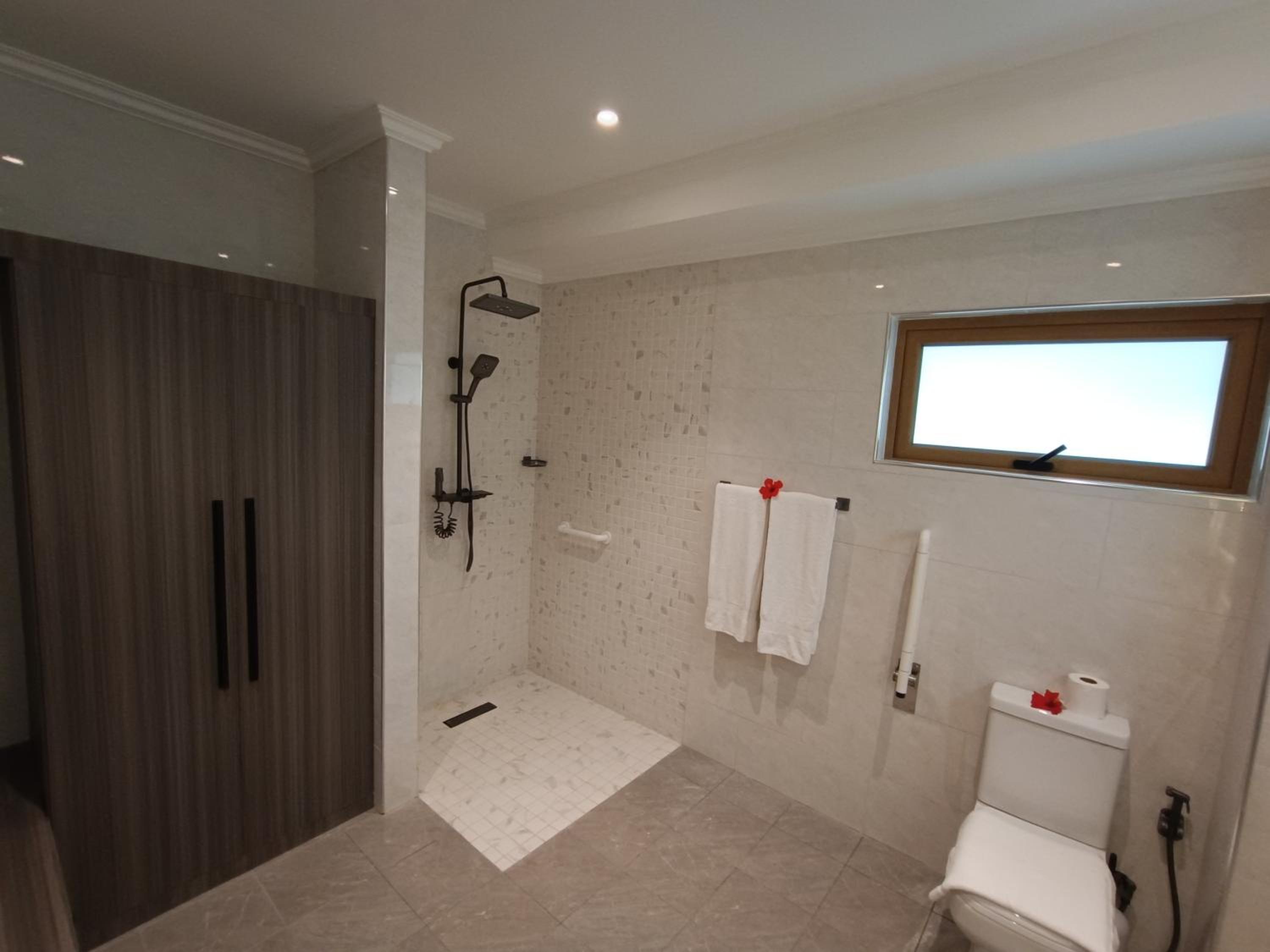 Queen Room - Disability Access