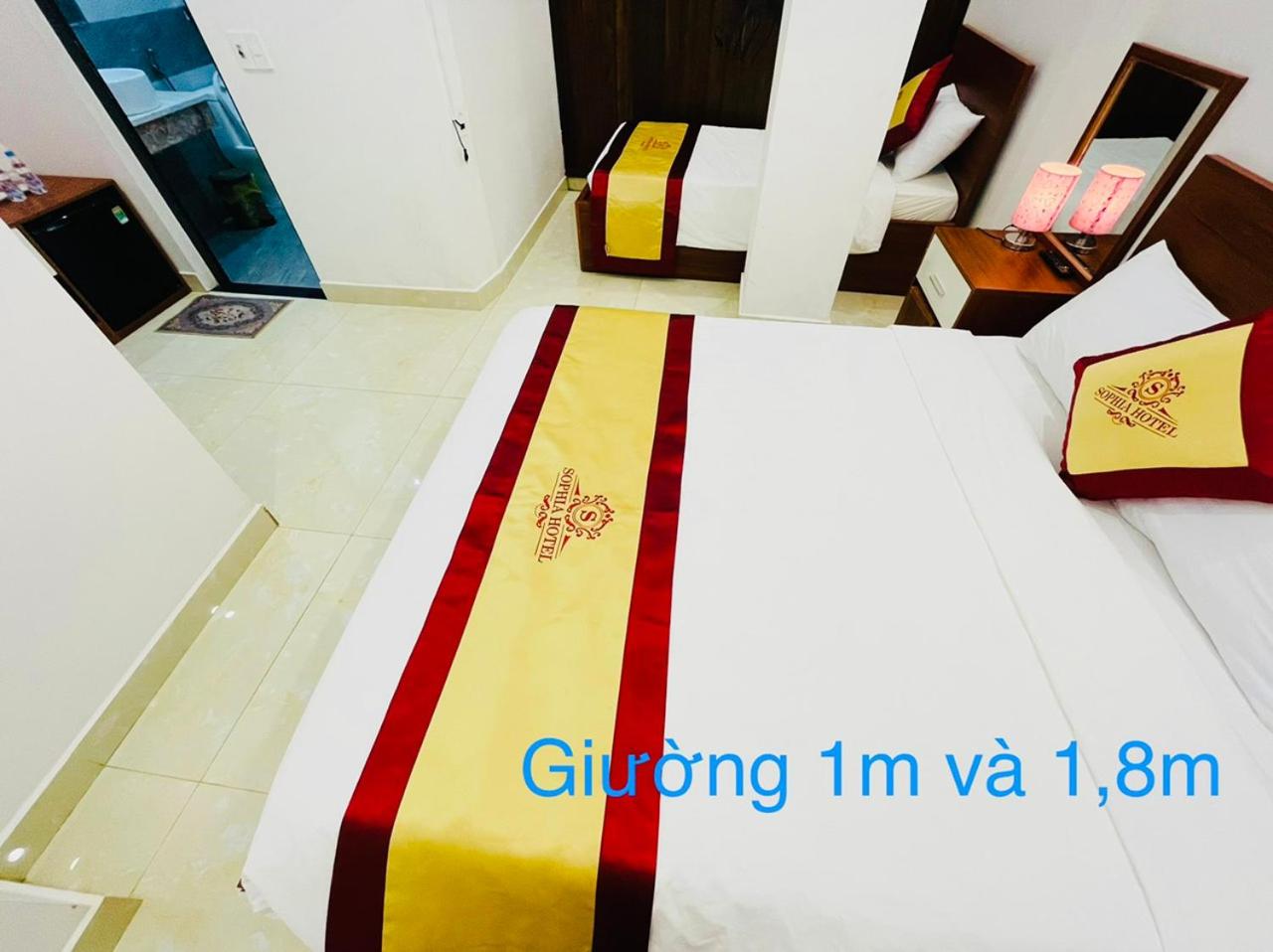 Triple Room with Private Bathroom - Photo 1