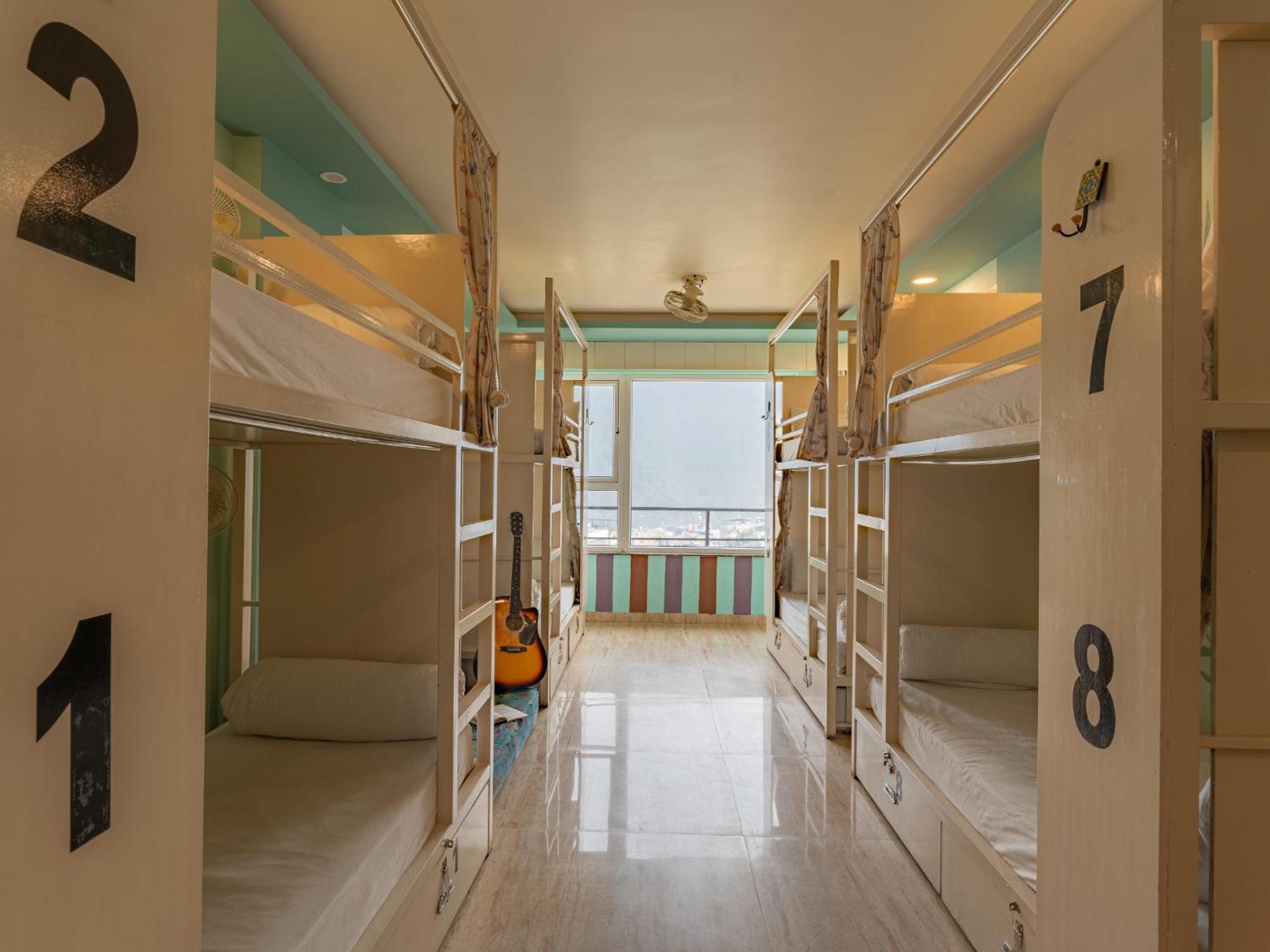 Bed in 8-Bed Female Dormitory Room photo 1