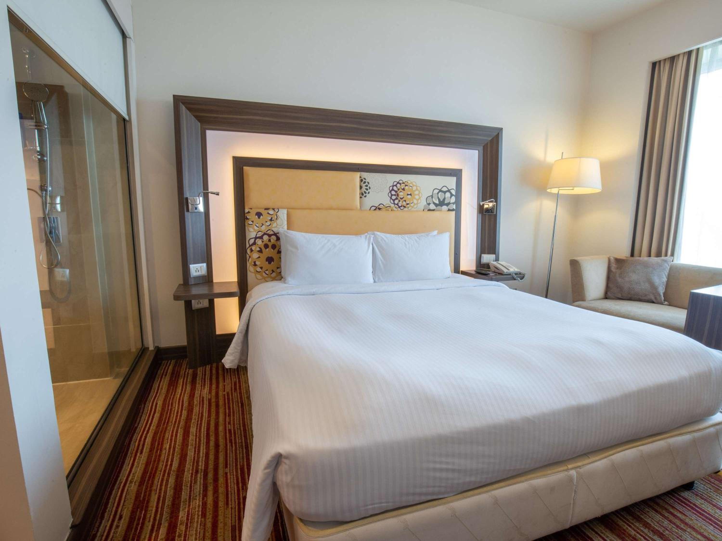 Executive King Room with 20% Discount on food & soft beverages - Photo 1