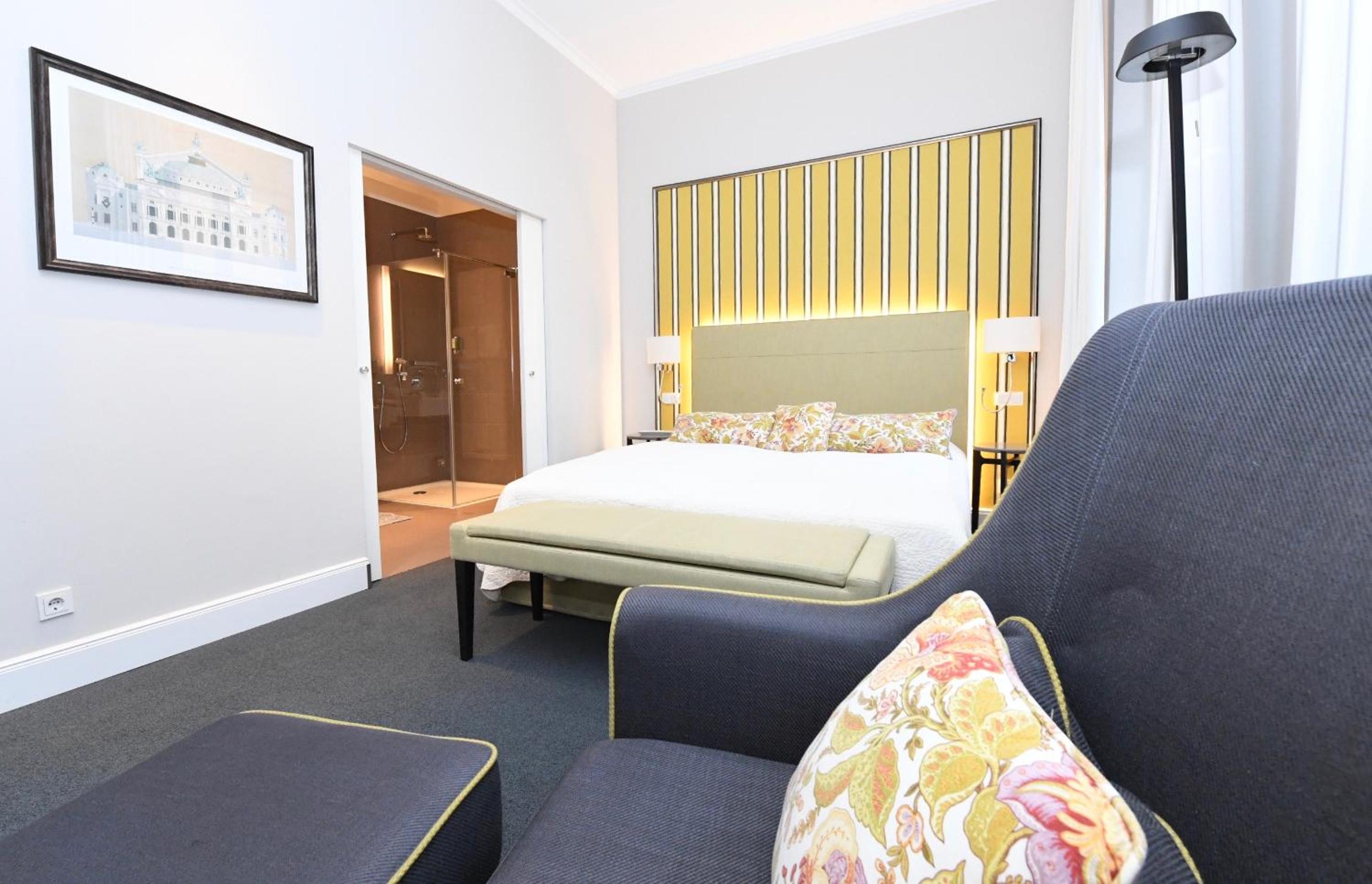 Junior Suite - Photo 1