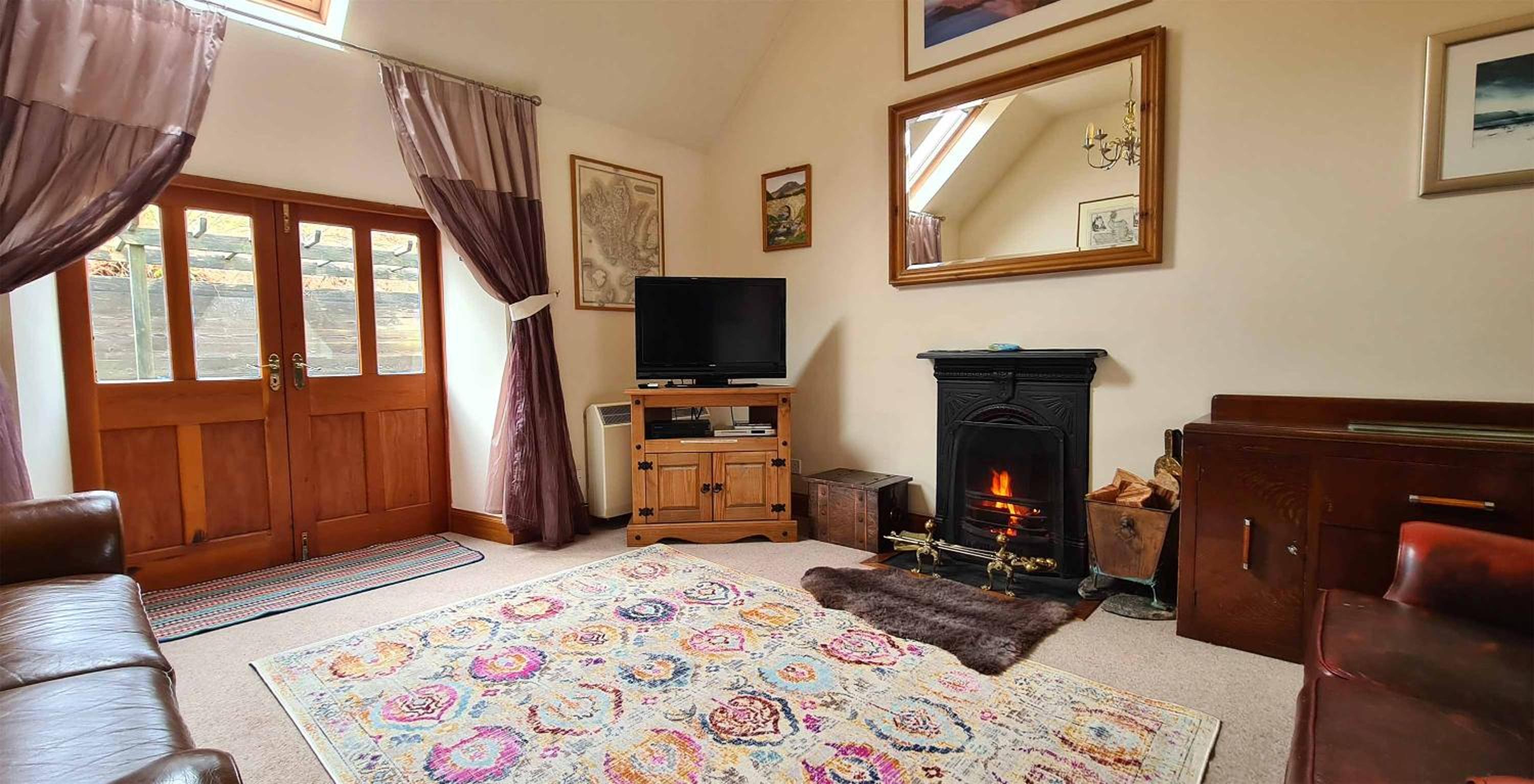 One-Bedroom House photo 1
