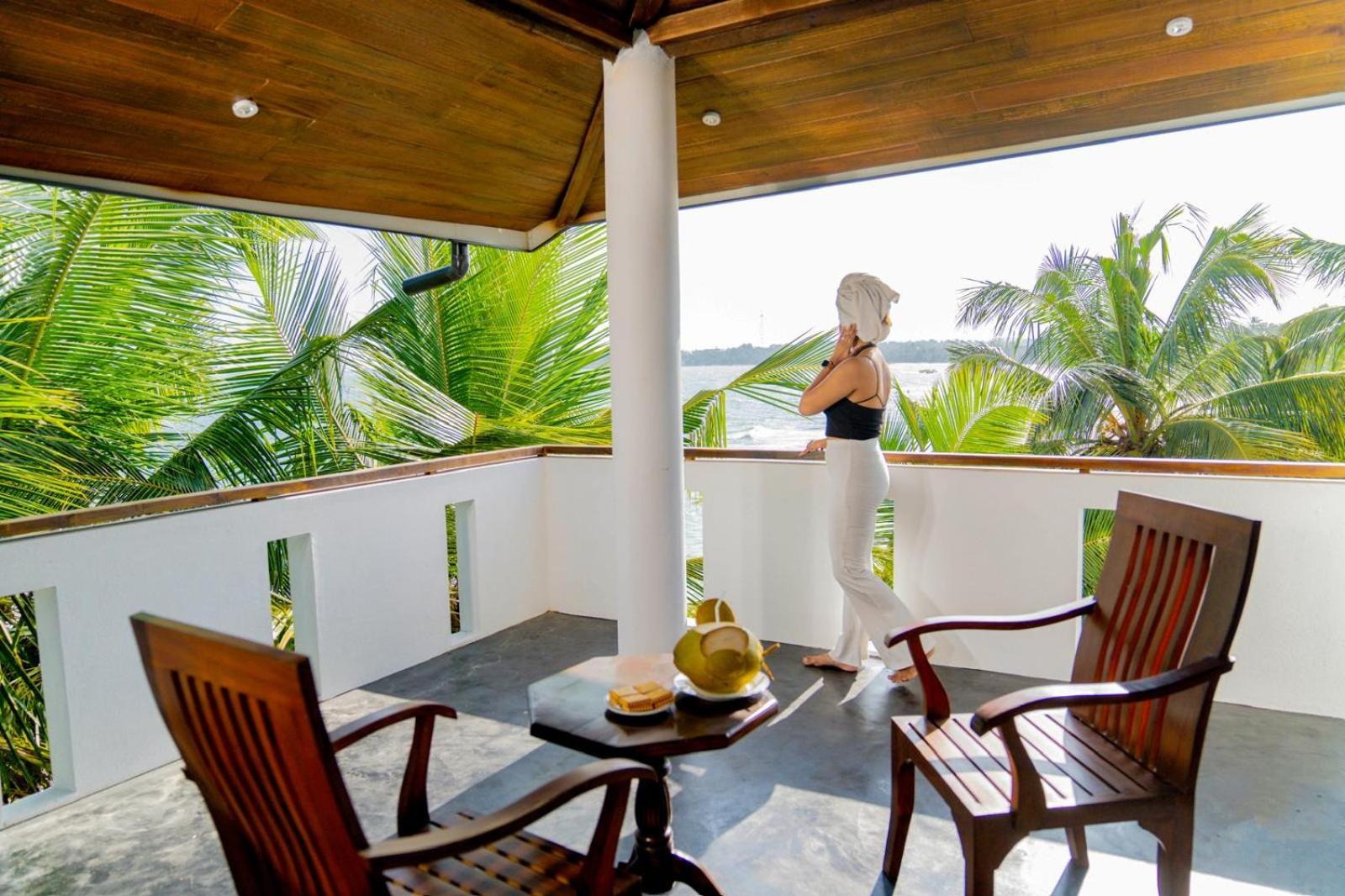 Deluxe Double Room With Balcony And Sea View