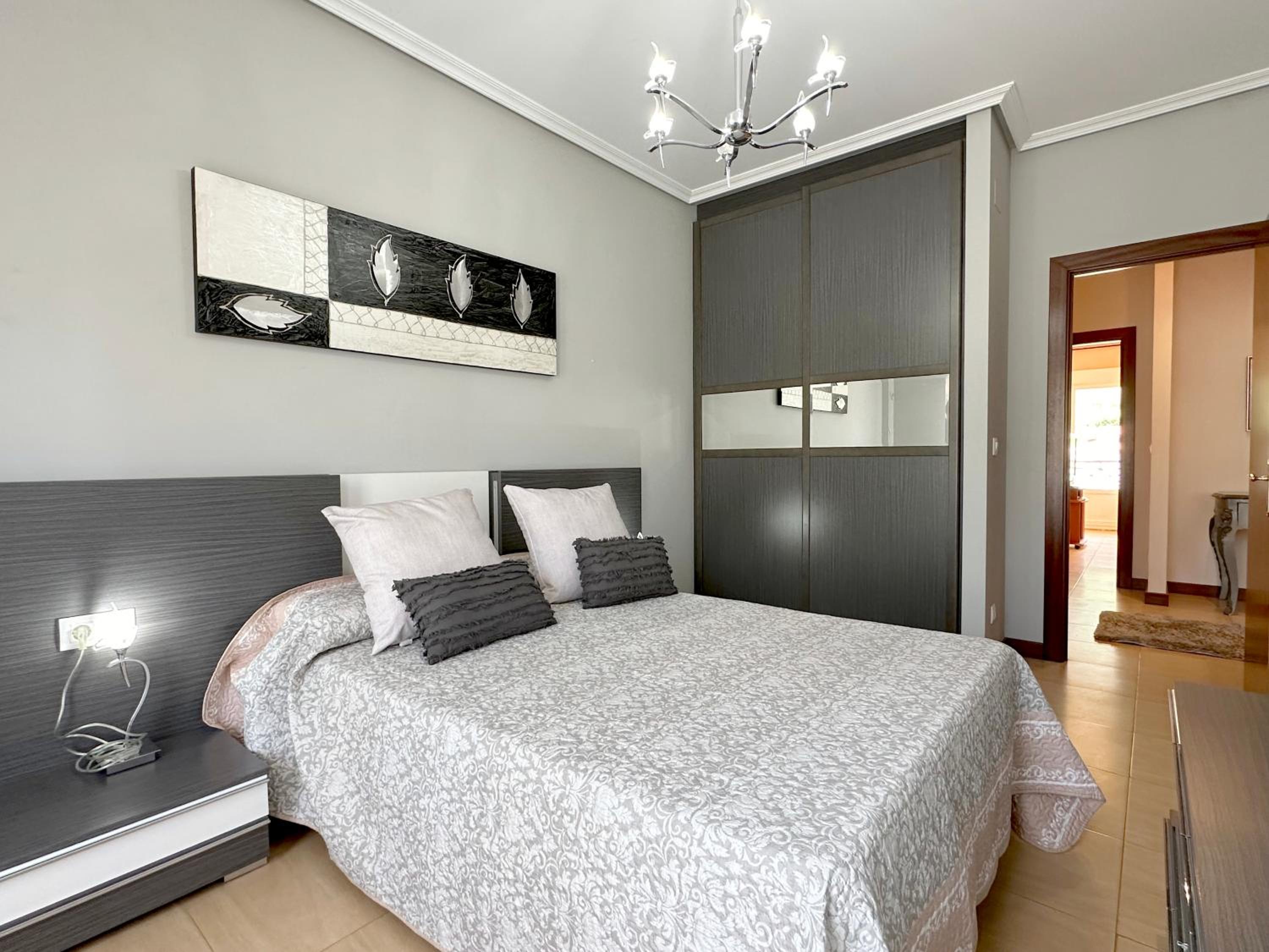Casa de cuatro habitaciones