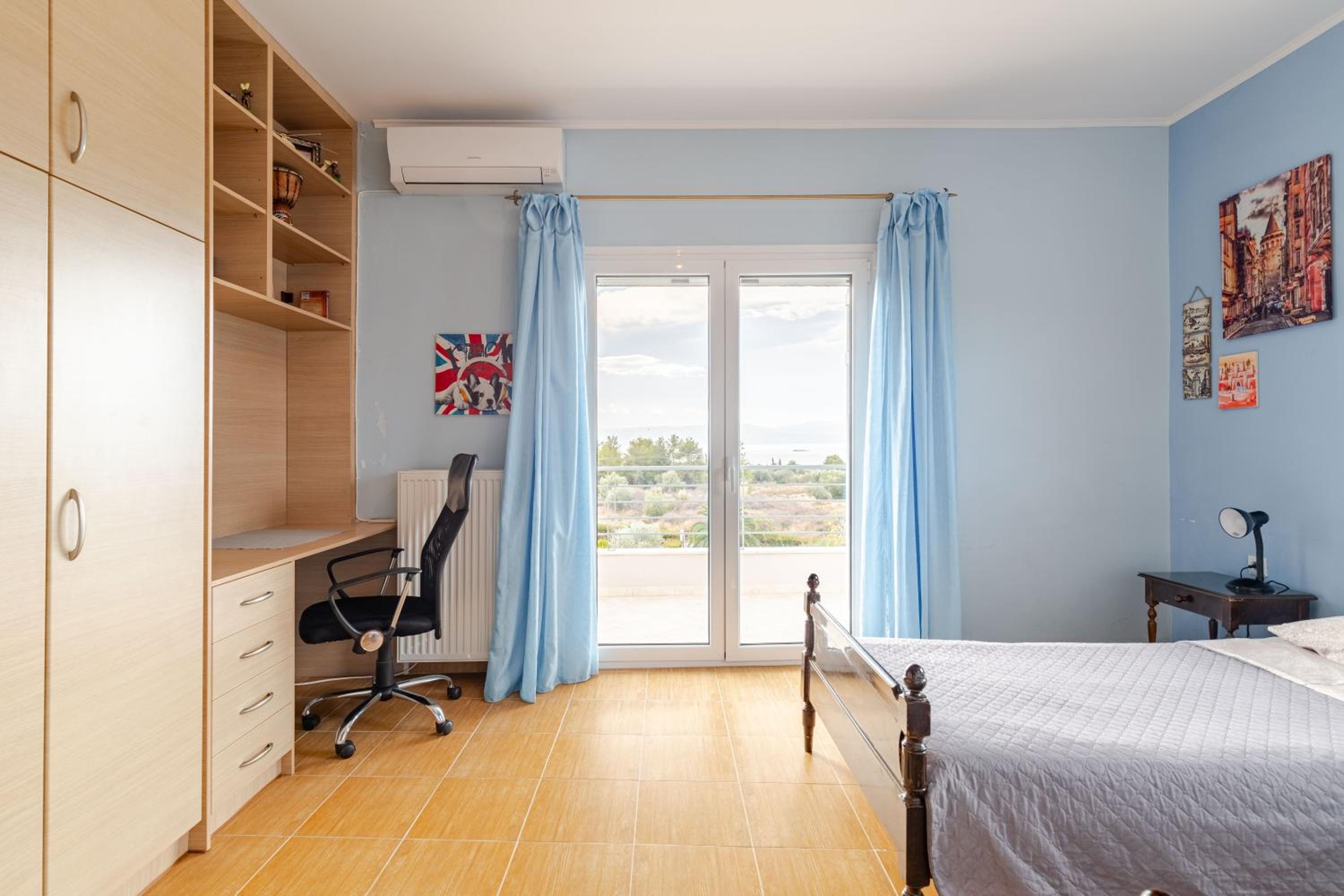 Deluxe Twin Room with Sea View photo 1