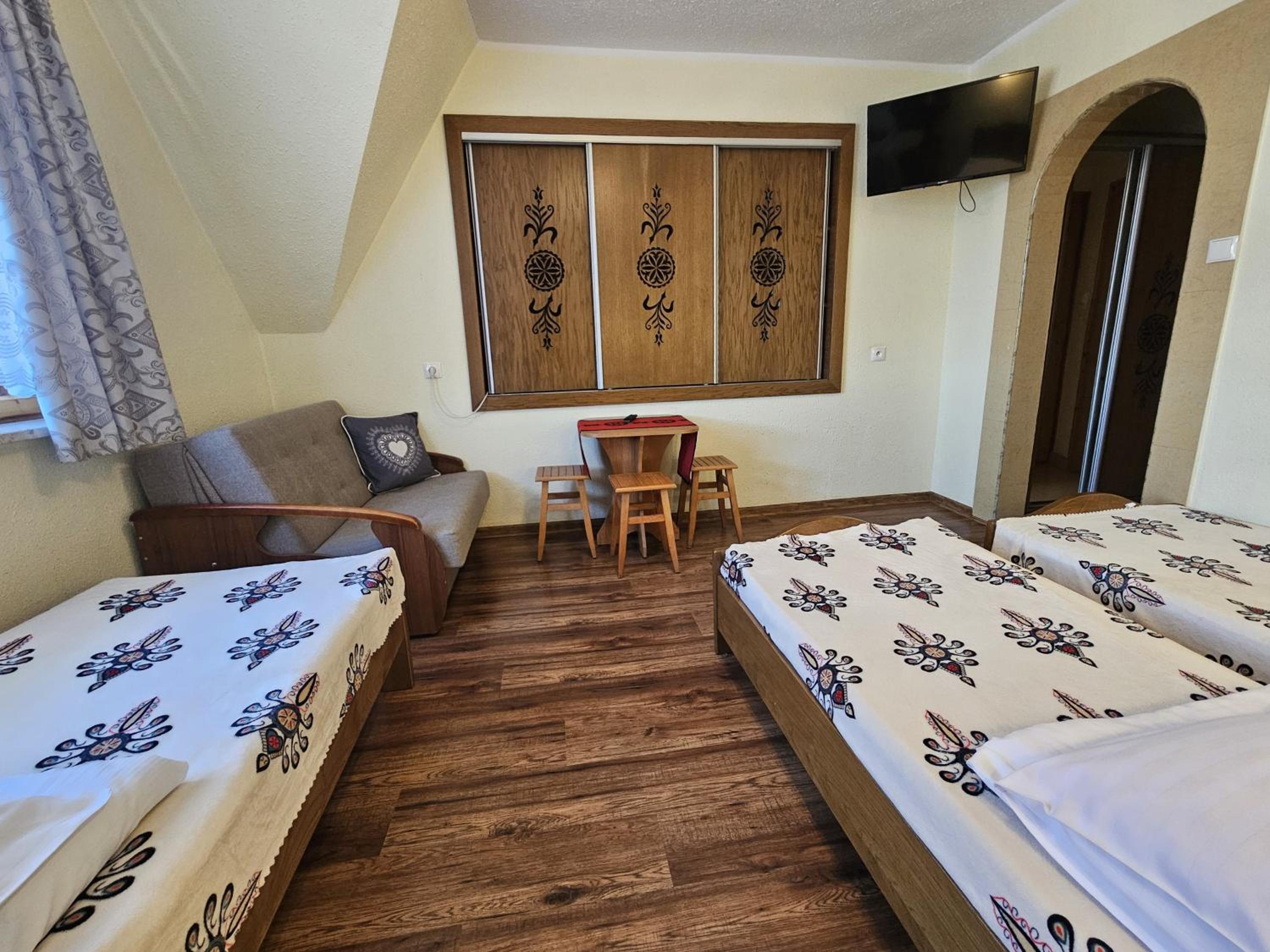 Triple Room