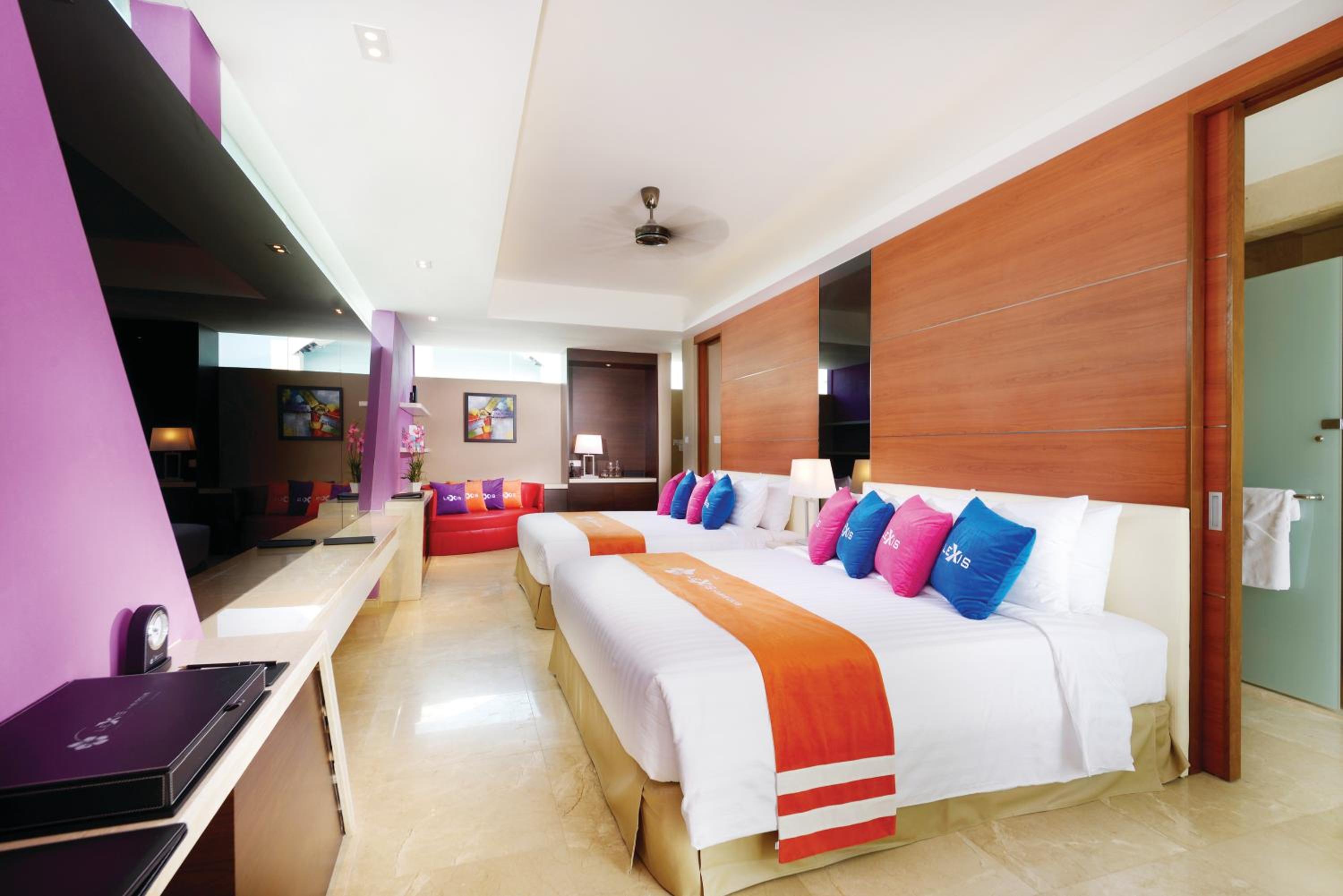 Romantic Escape Package – Panorama Pool Villa