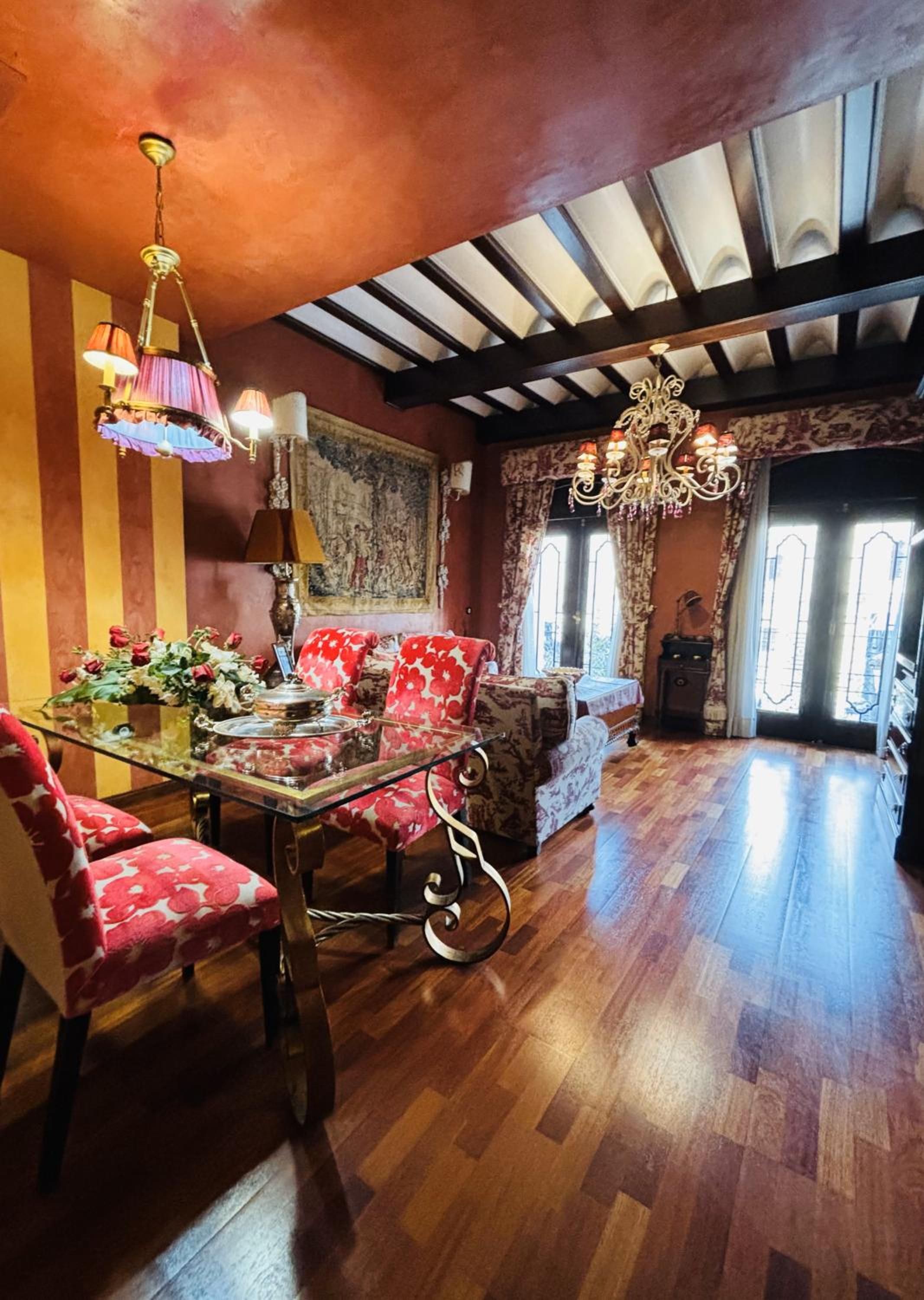 Apartamento con Balcón