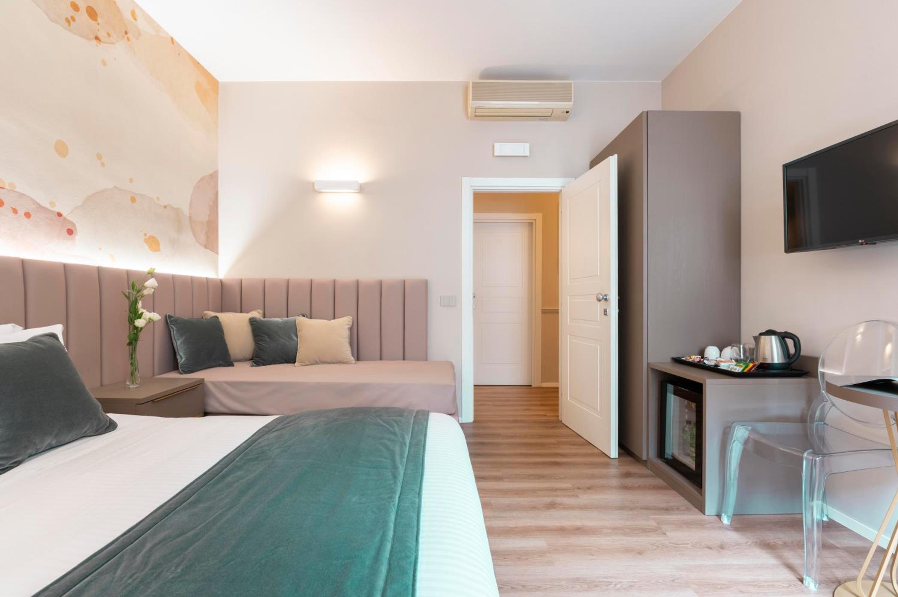 Comfort Triple Room photo 2