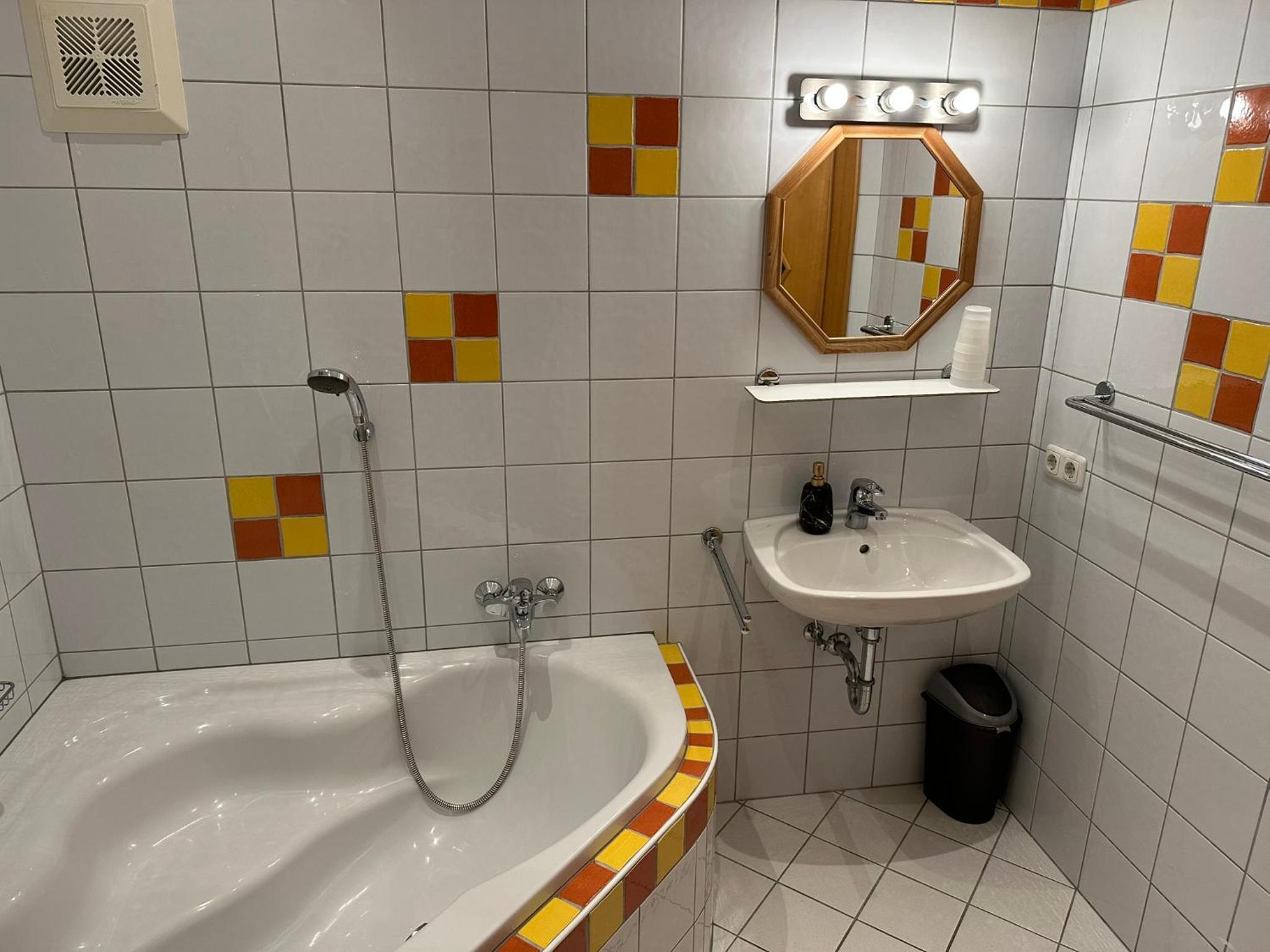 Sextuple Room - Photo 5
