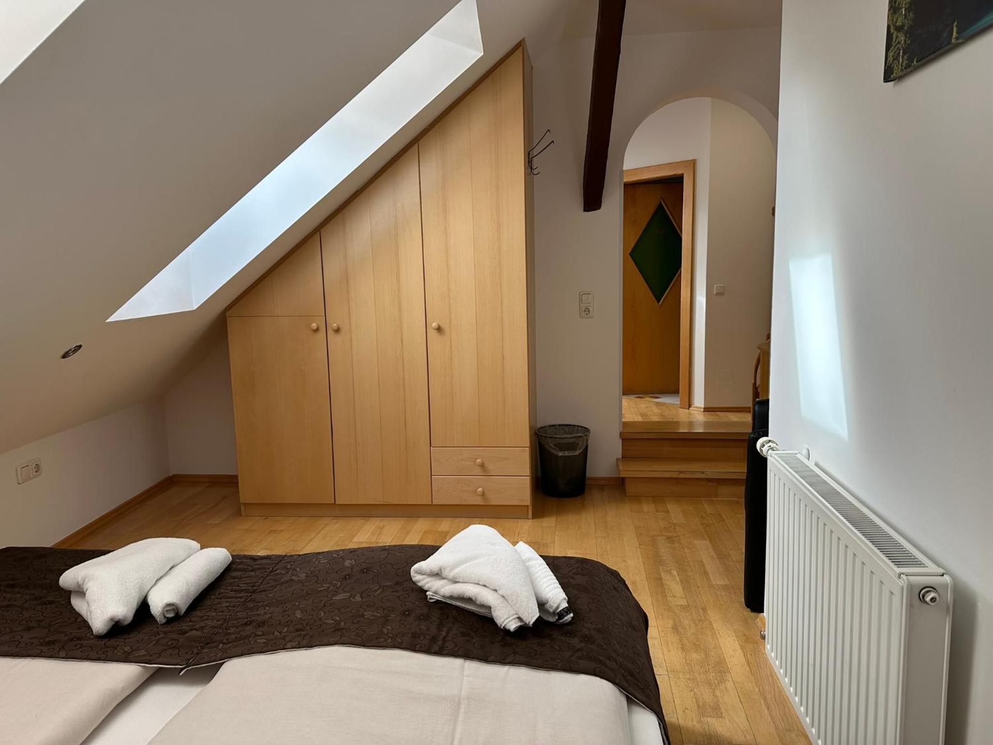 Sextuple Room - Photo 3