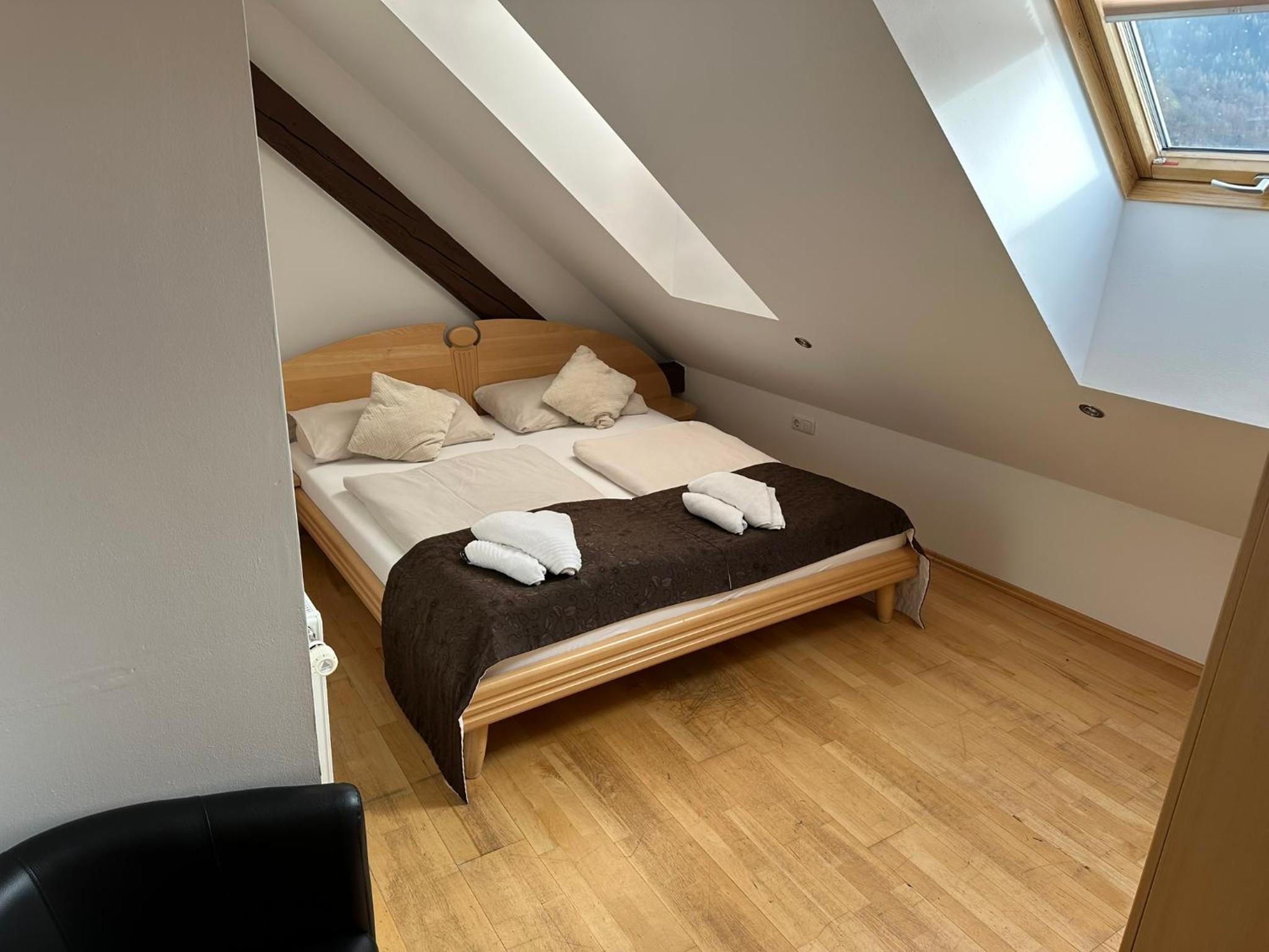 Sextuple Room - Photo 2