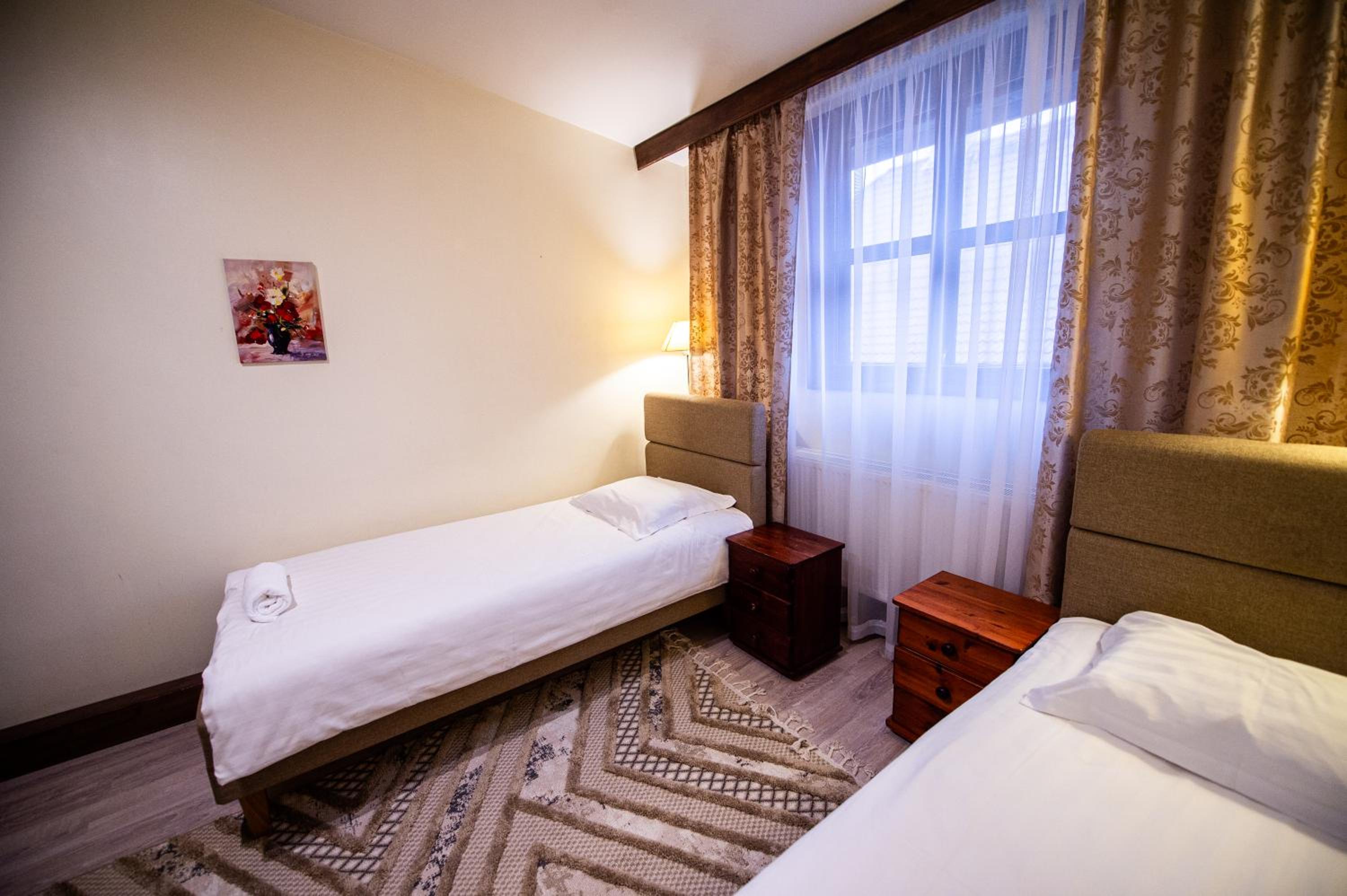 Standard  Room - Photo 2