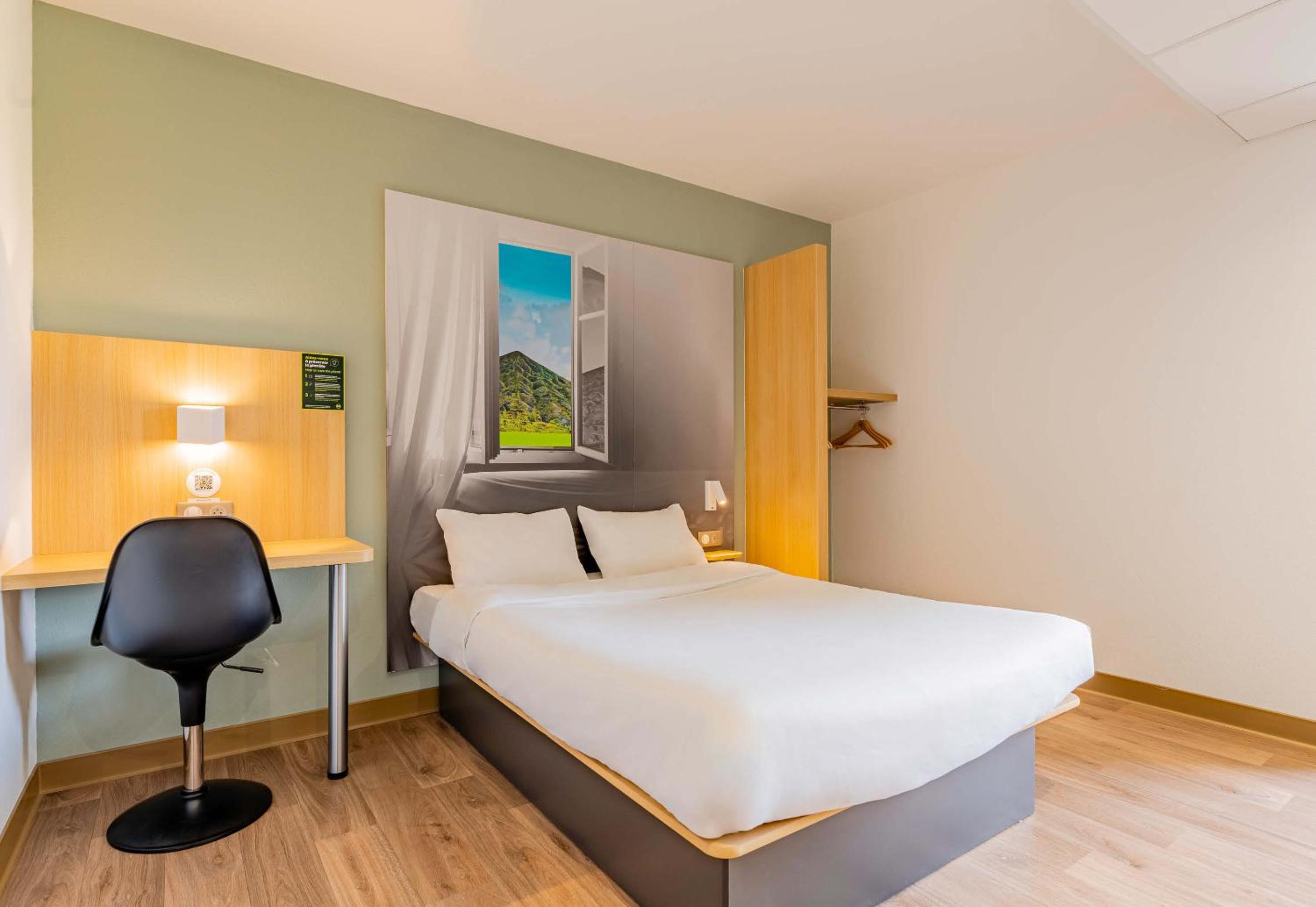 Double Room - Disability Access - Photo 3